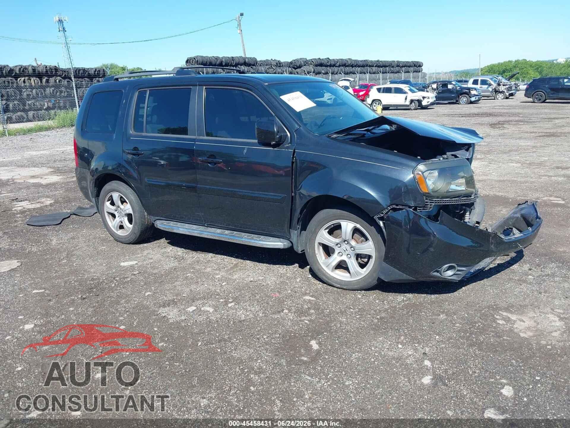 HONDA PILOT 2013 - 5FNYF4H45DB085120