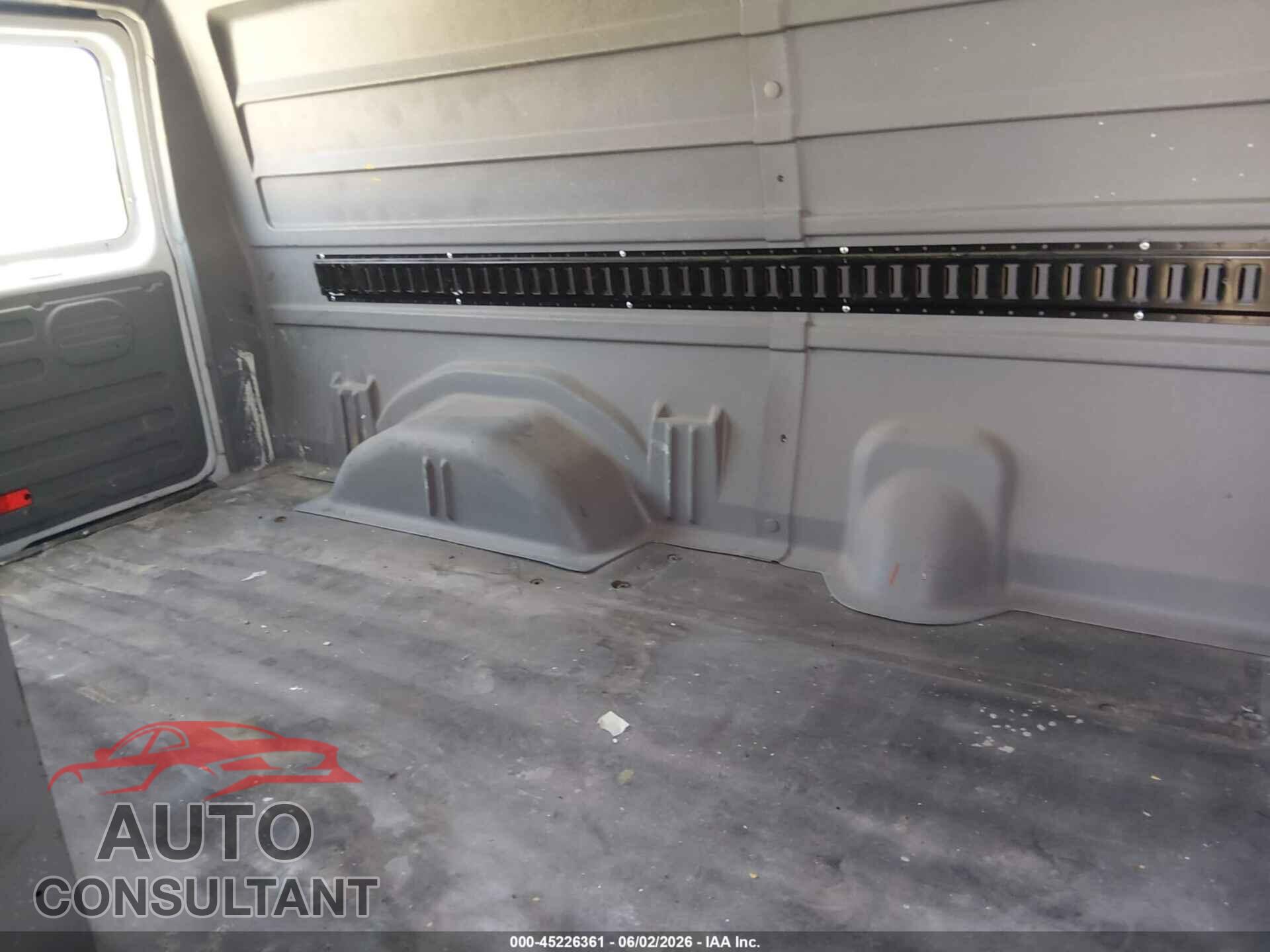 FORD E-150 2011 - 1FTNE1EW2BDA68242
