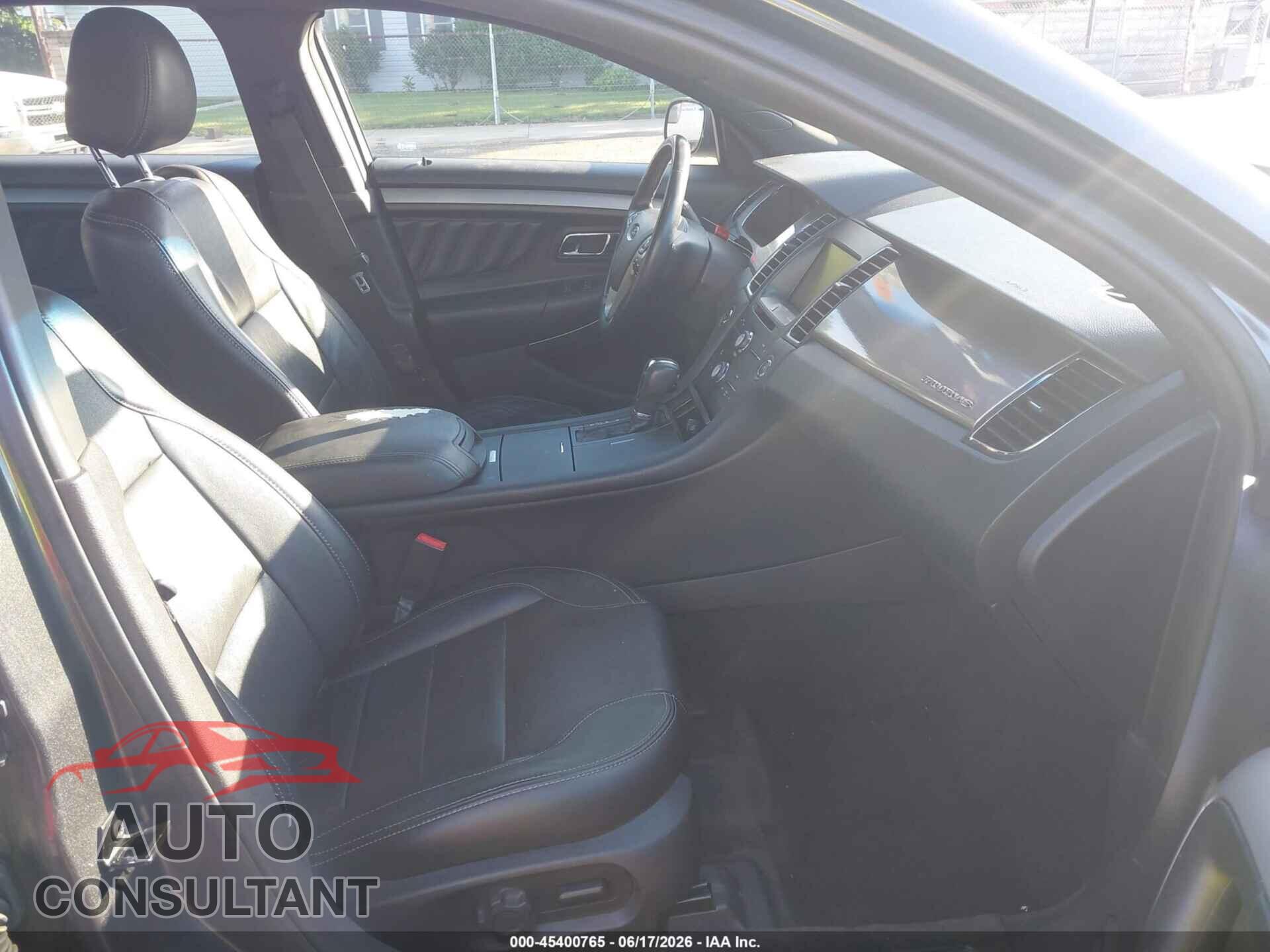 FORD TAURUS 2015 - 1FAHP2E80FG158773
