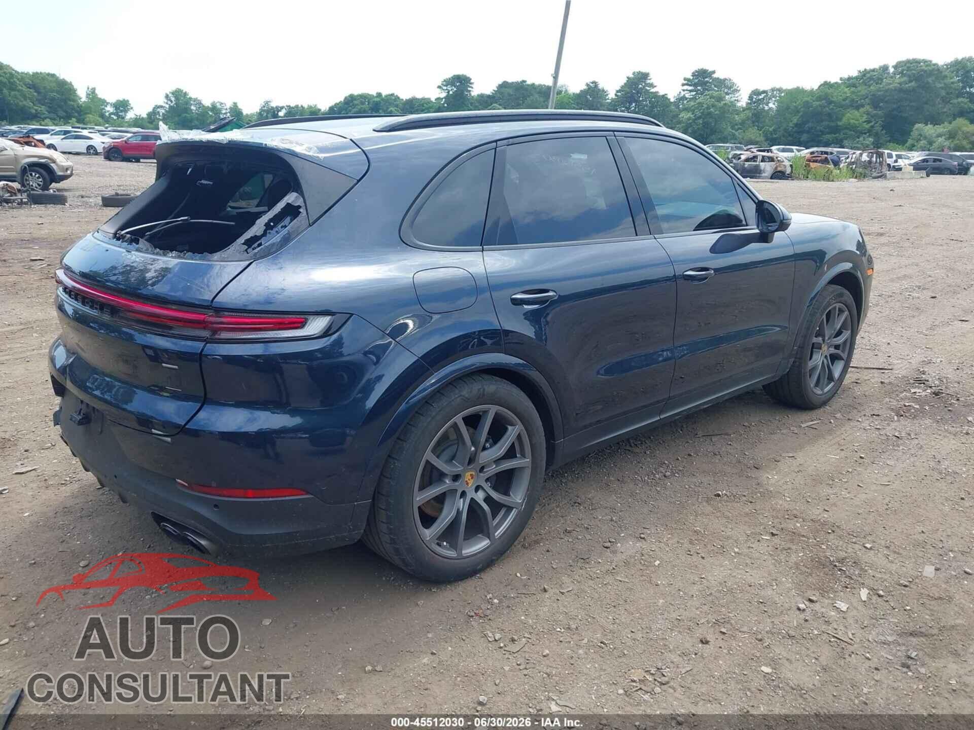 PORSCHE CAYENNE 2024 - WP1AA2AY0RDA02031