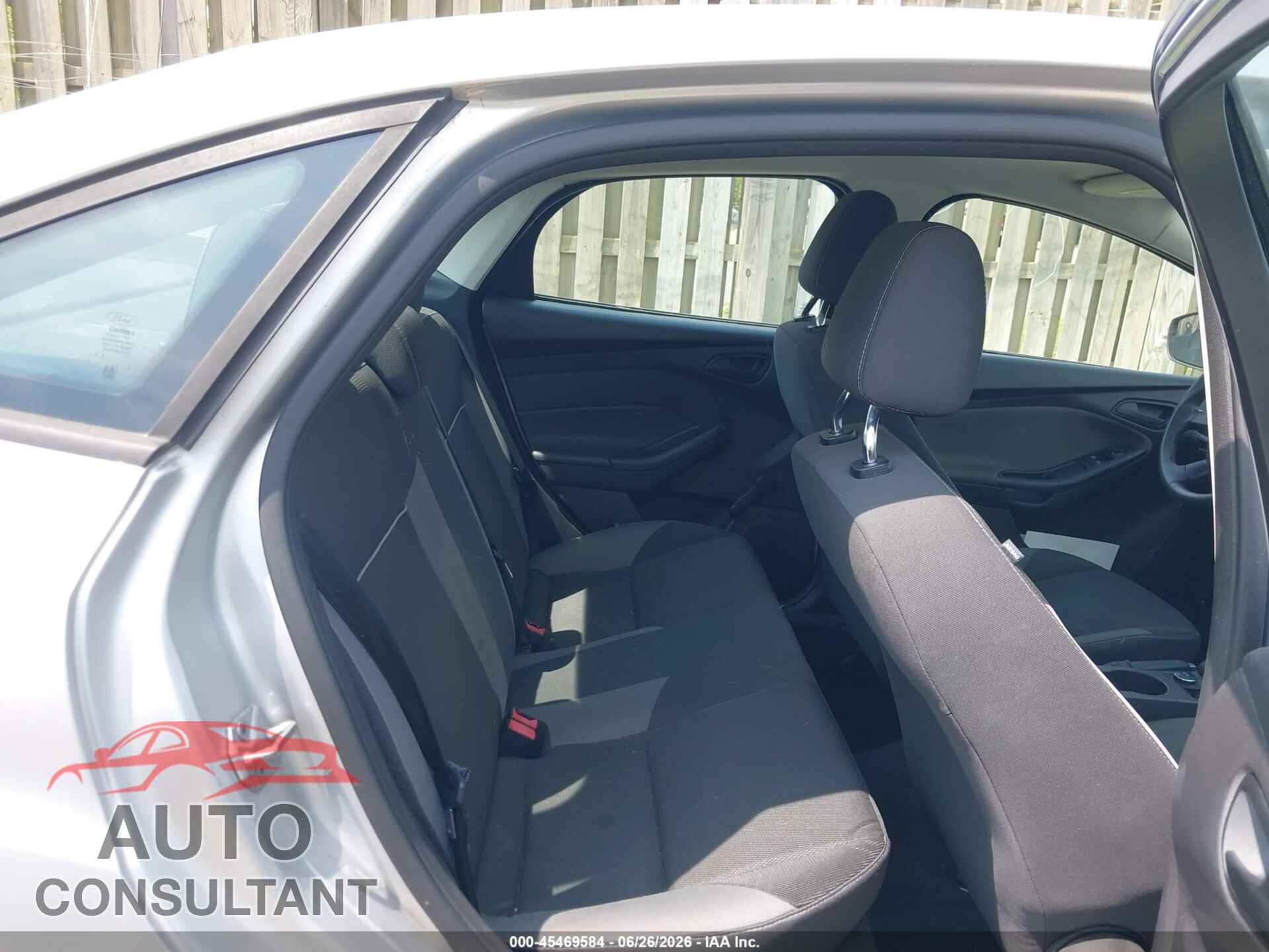FORD FOCUS 2014 - 1FADP3E20EL153451
