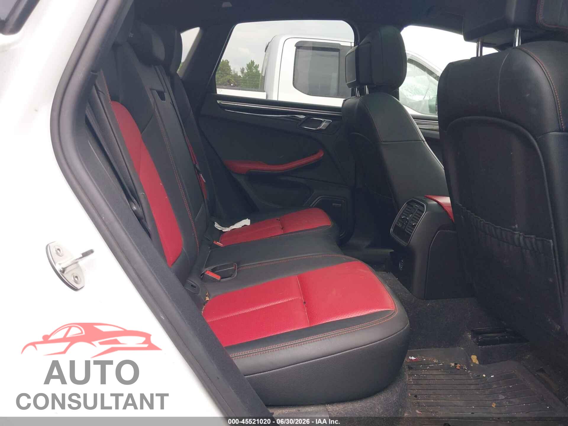 PORSCHE MACAN 2017 - WP1AB2A50HLB17140