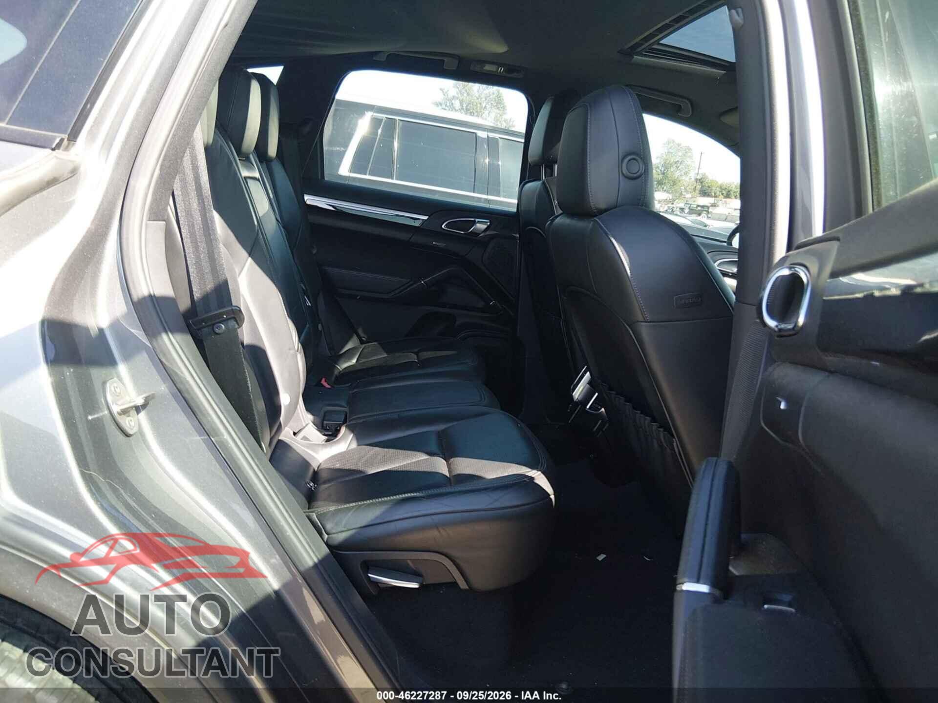 PORSCHE CAYENNE 2011 - WP1AA2A20BLA07379