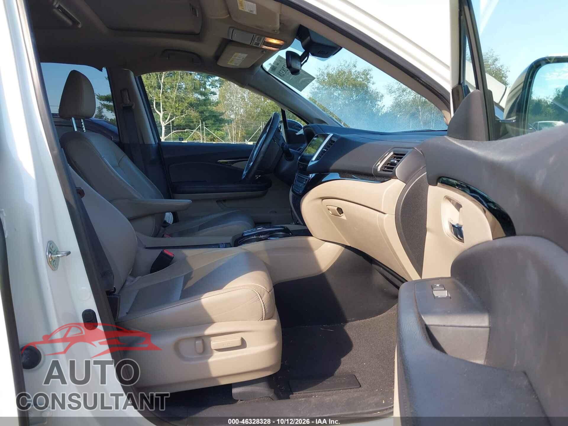 HONDA PILOT 2017 - 5FNYF5H97HB007283