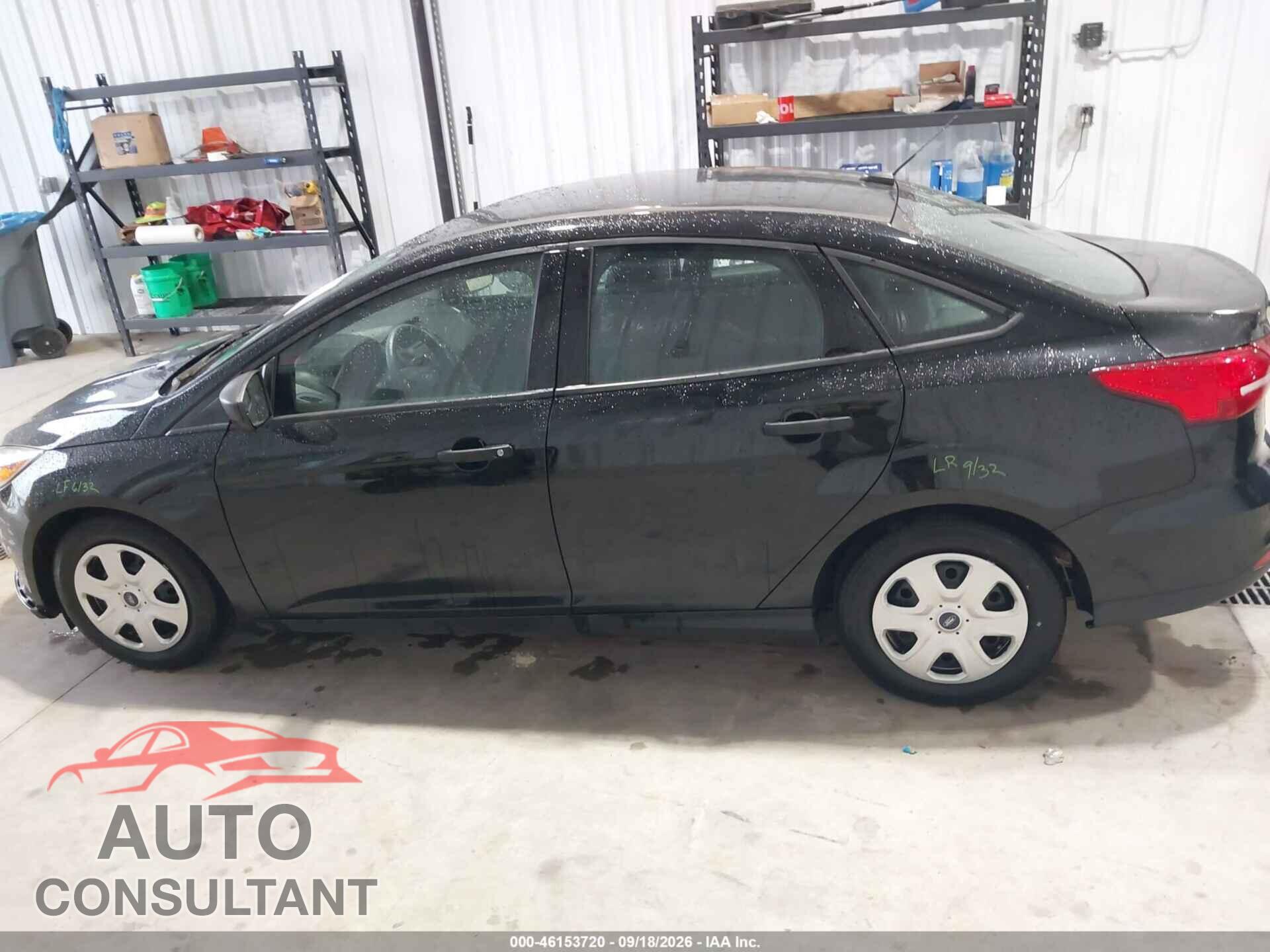 FORD FOCUS 2017 - 1FADP3E27HL337452