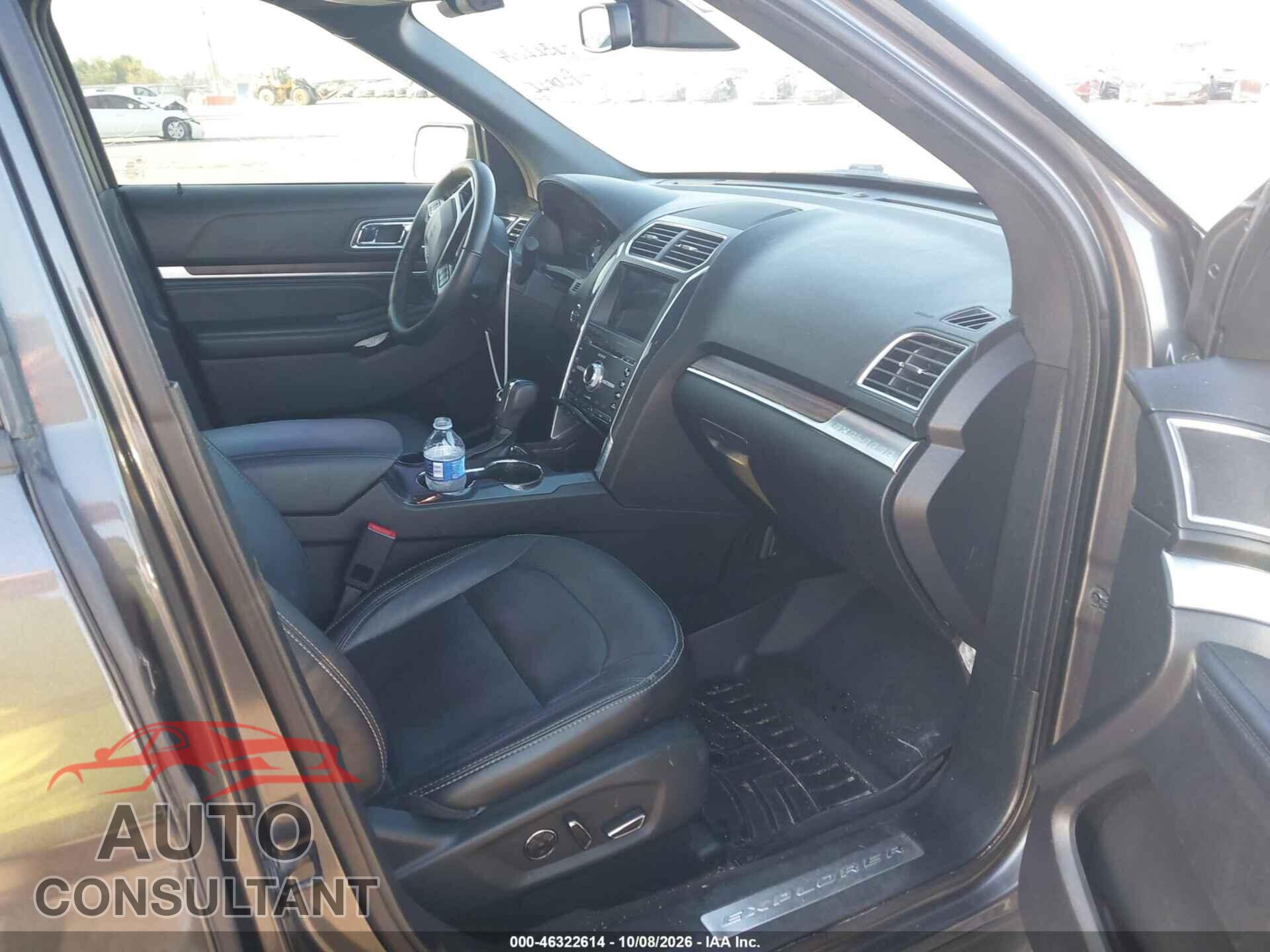 FORD EXPLORER 2018 - 1FM5K7F88JGB29923