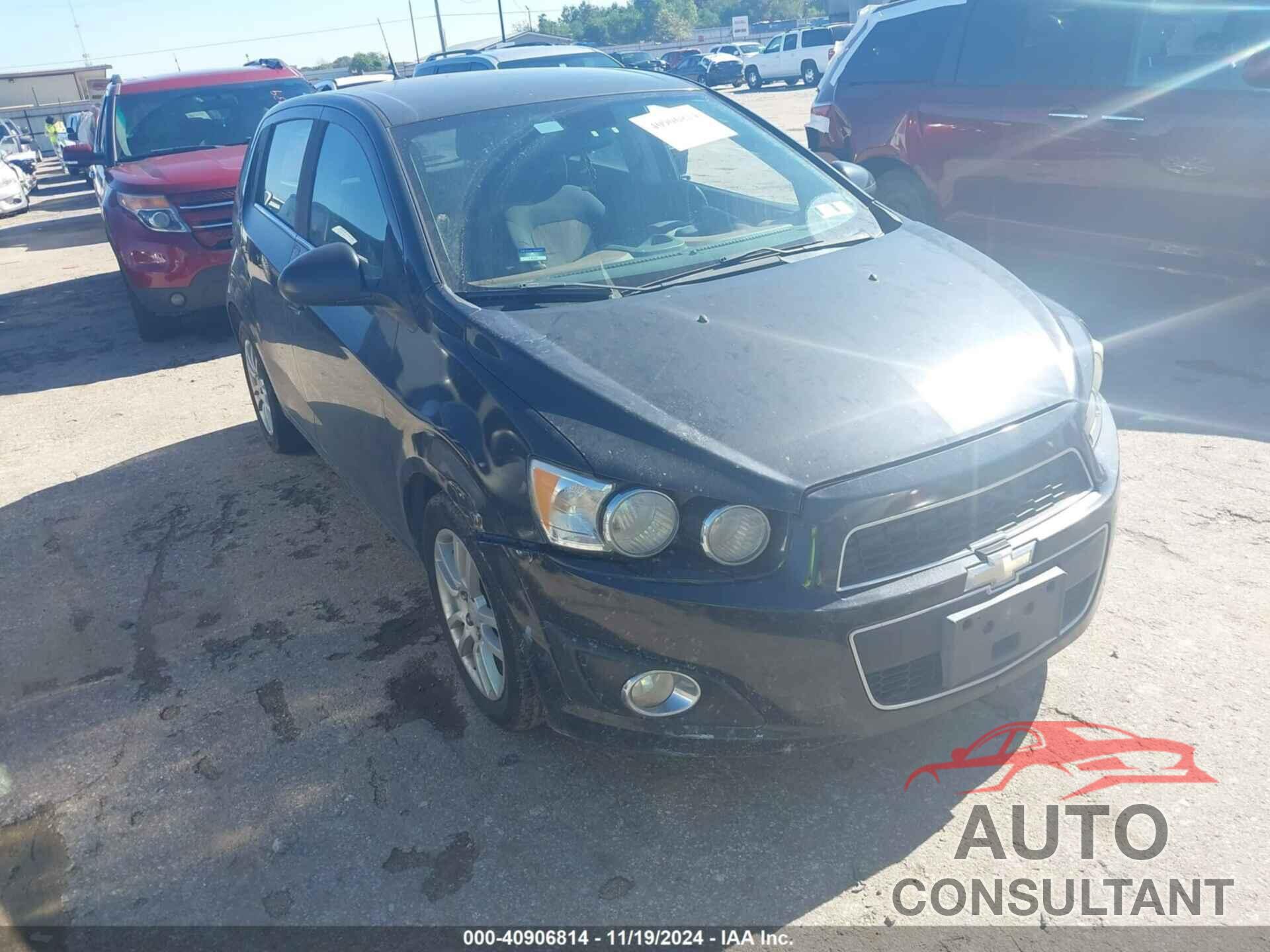 CHEVROLET SONIC 2013 - 1G1JC6SG2D4163331