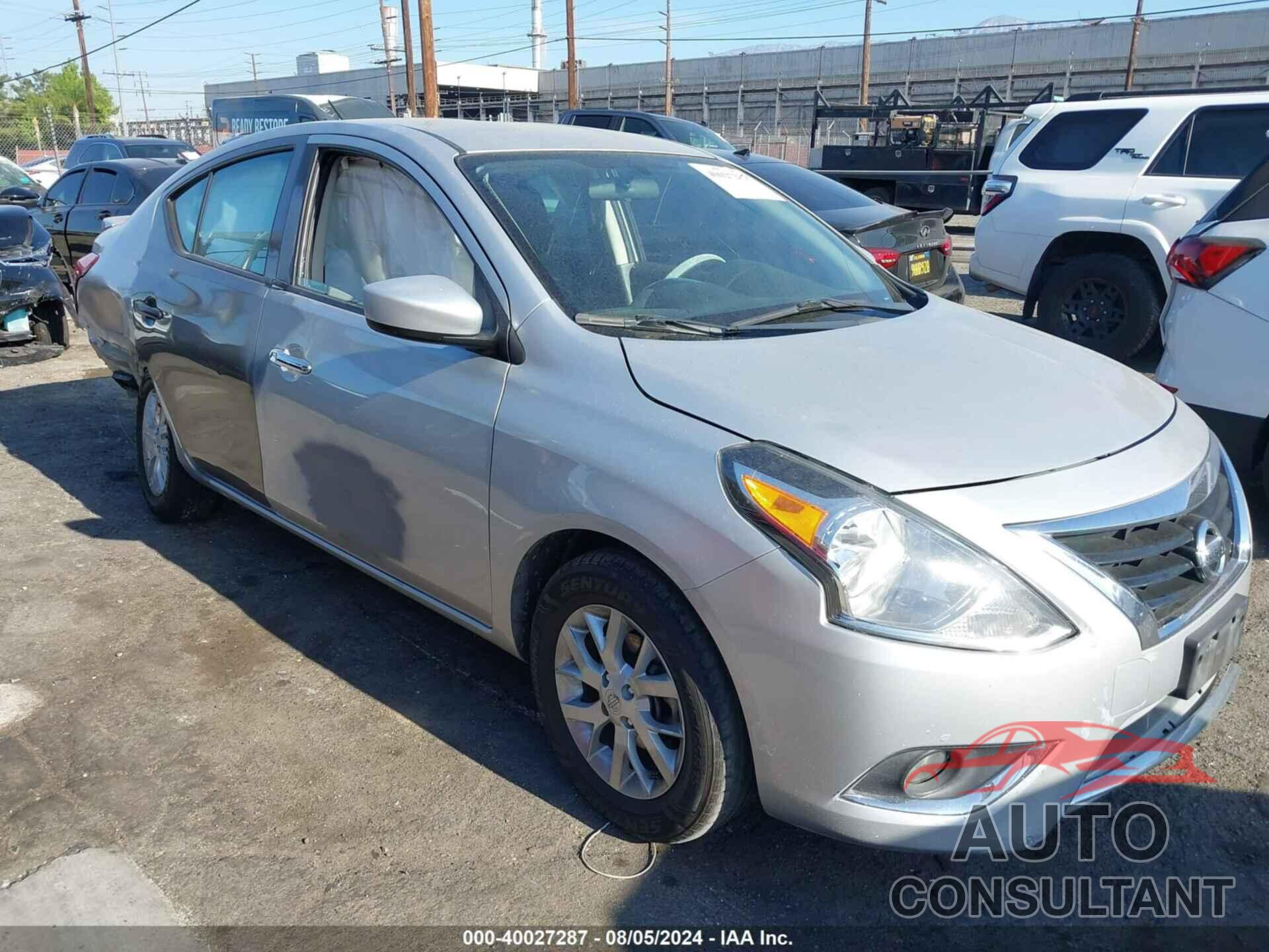 NISSAN VERSA 2018 - 3N1CN7AP7JL881385