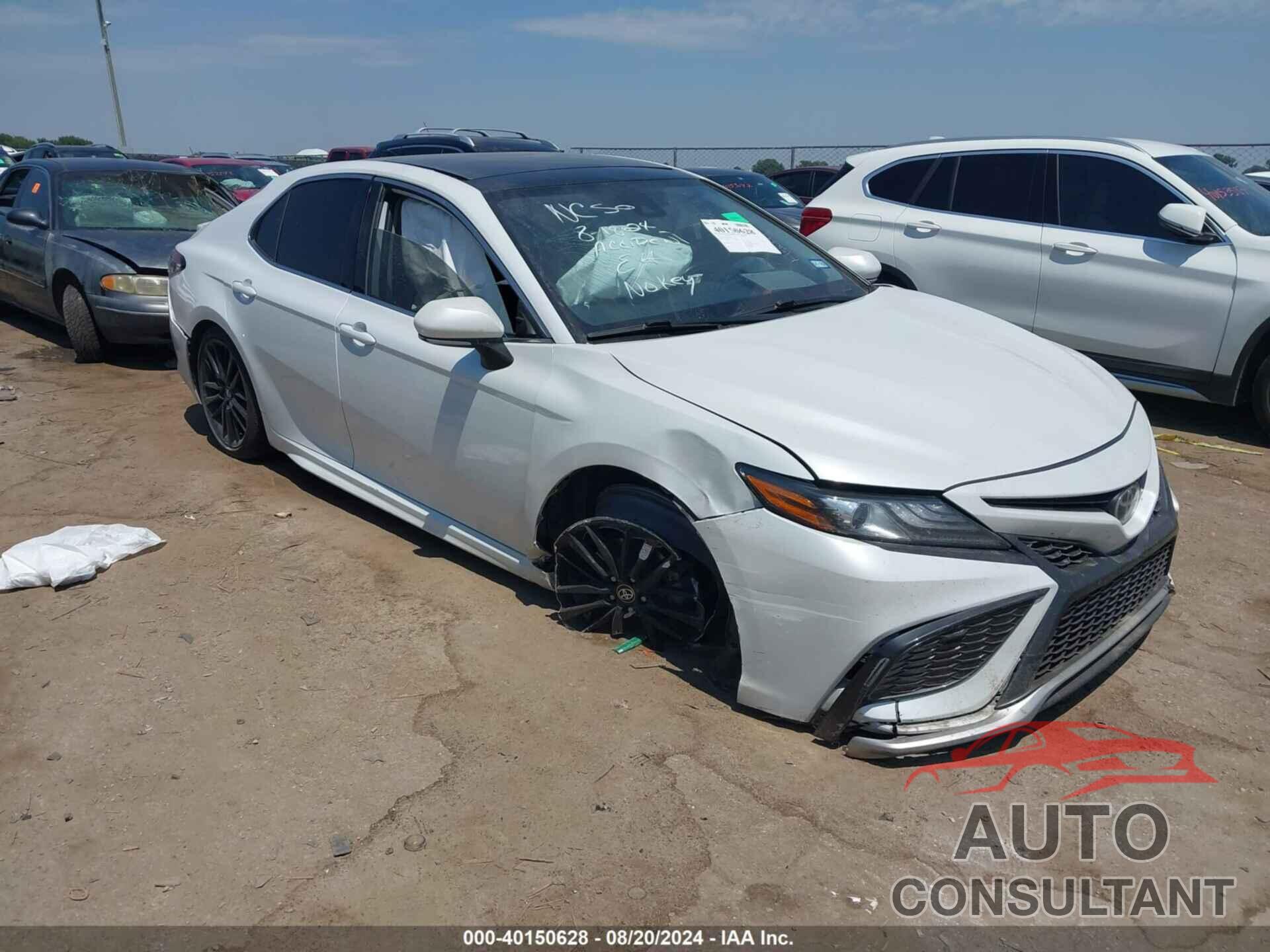 TOYOTA CAMRY 2021 - 4T1K61AK8MU586406