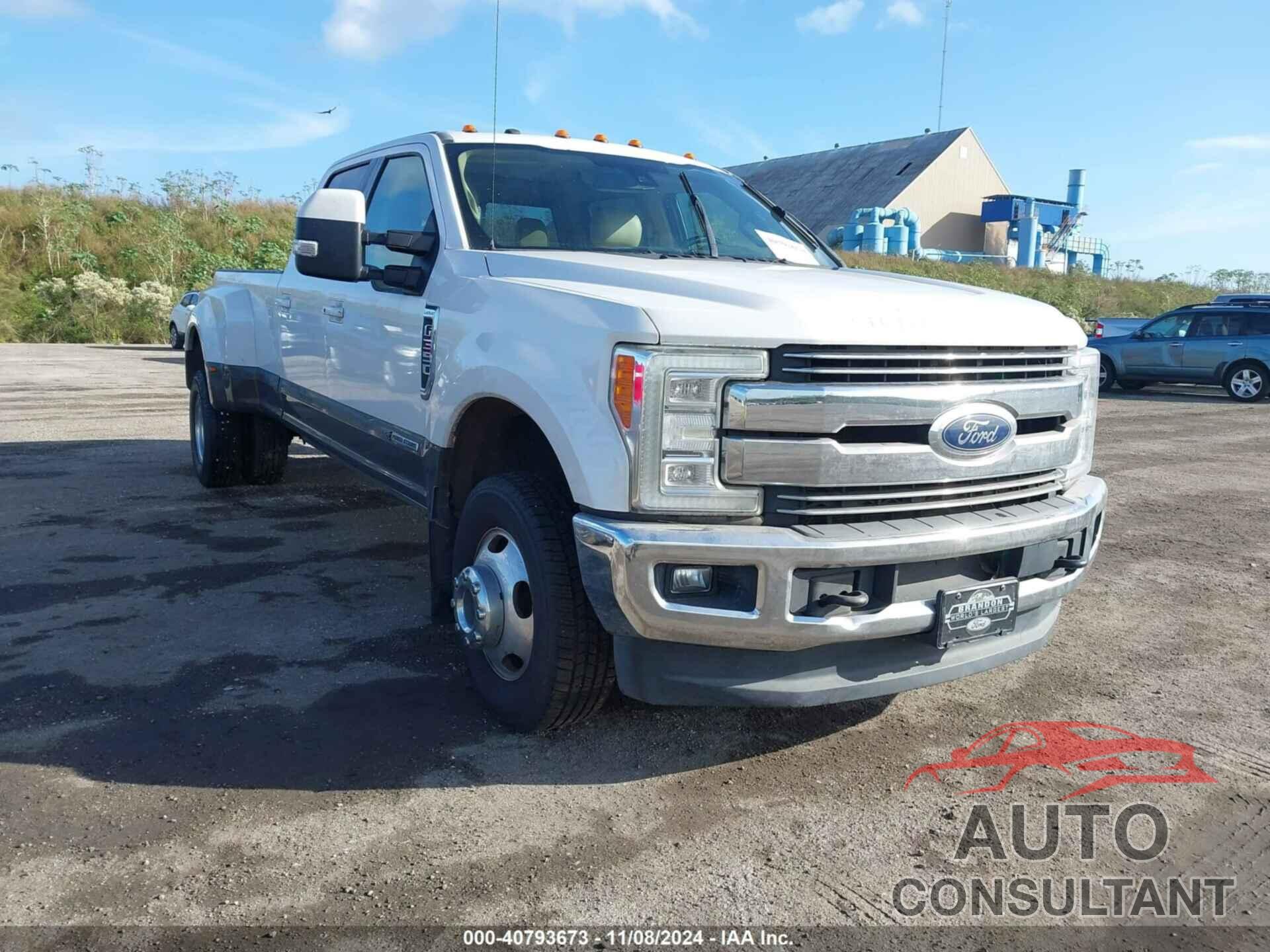 FORD F-350 2017 - 1FT8W3DT4HEF07179