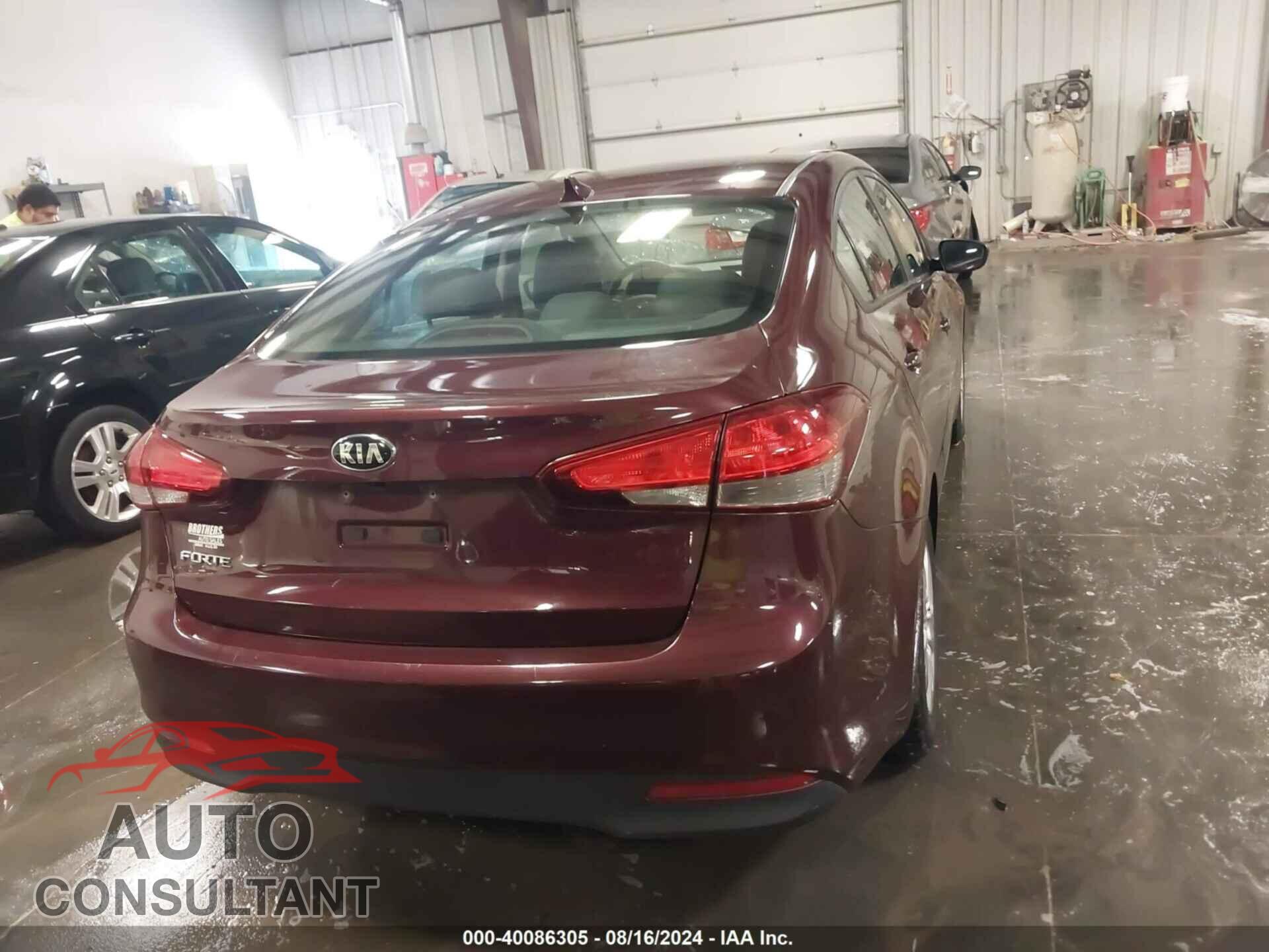 KIA FORTE 2017 - 3KPFL4A74HE140284