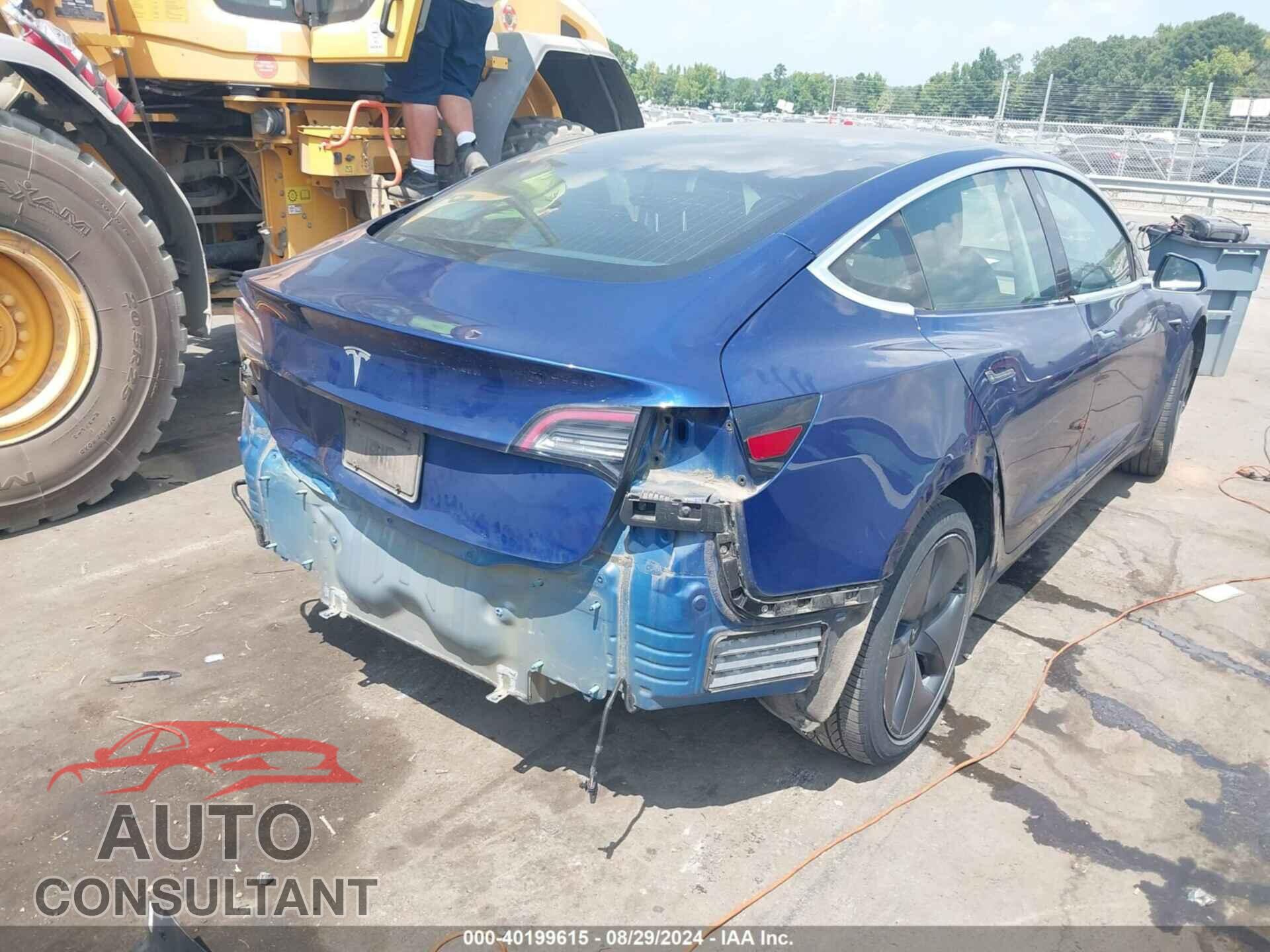 TESLA MODEL 3 2019 - 5YJ3E1EA7KF424933