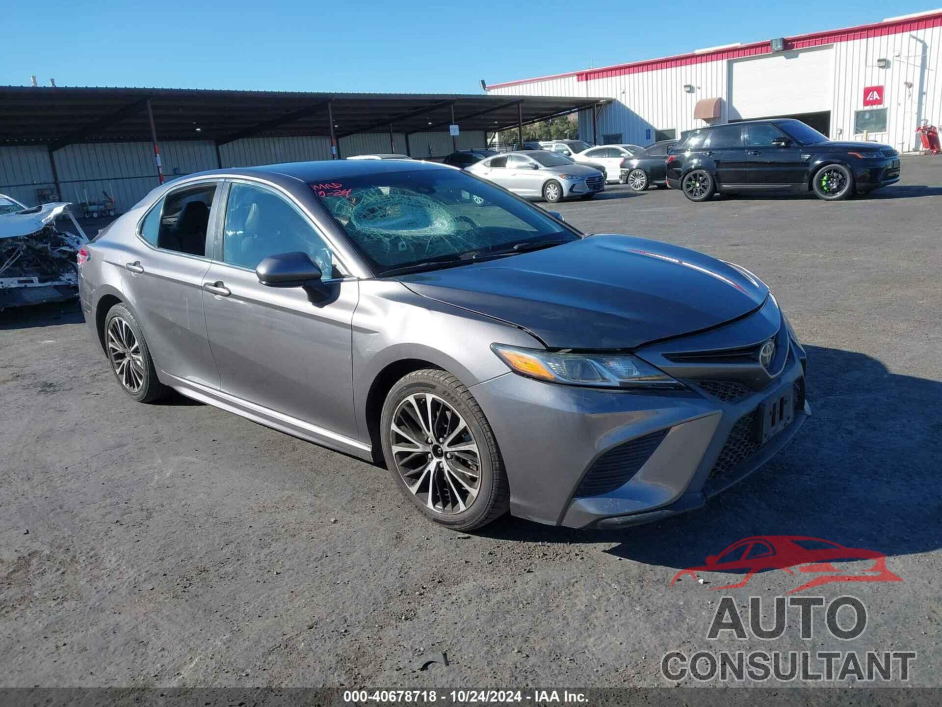 TOYOTA CAMRY 2019 - 4T1B11HK1KU794015