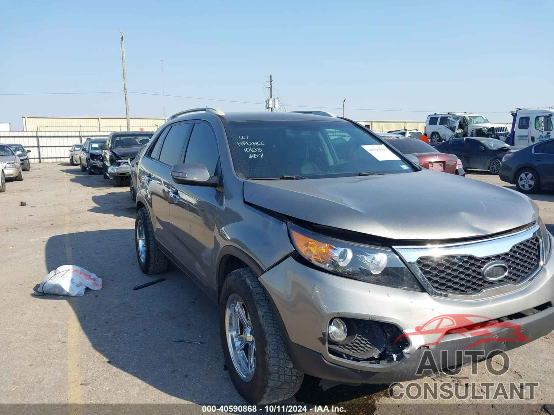 KIA SORENTO 2011 - 5XYKT4A26BG125203