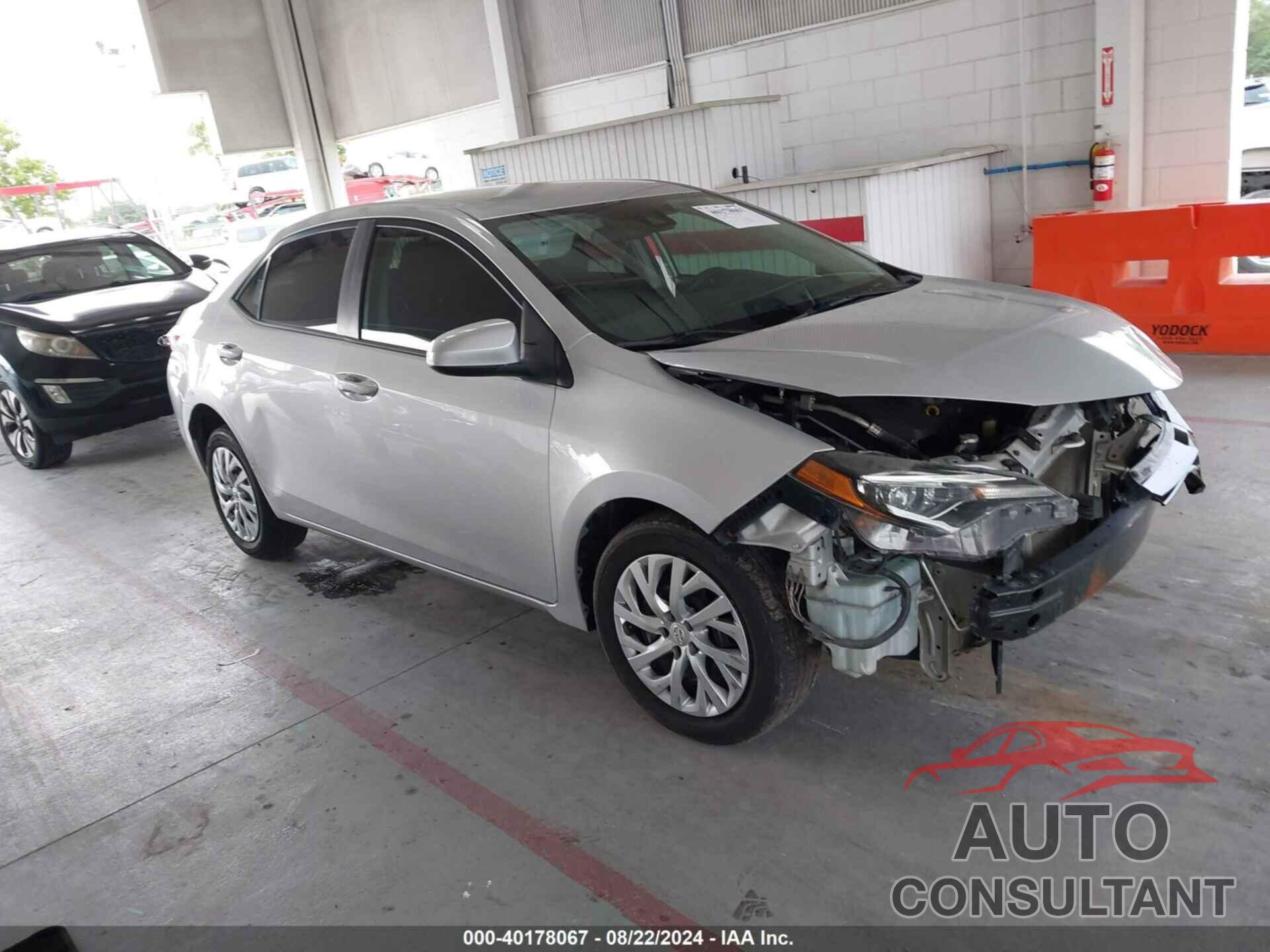 TOYOTA COROLLA 2018 - 5YFBURHE6JP845413