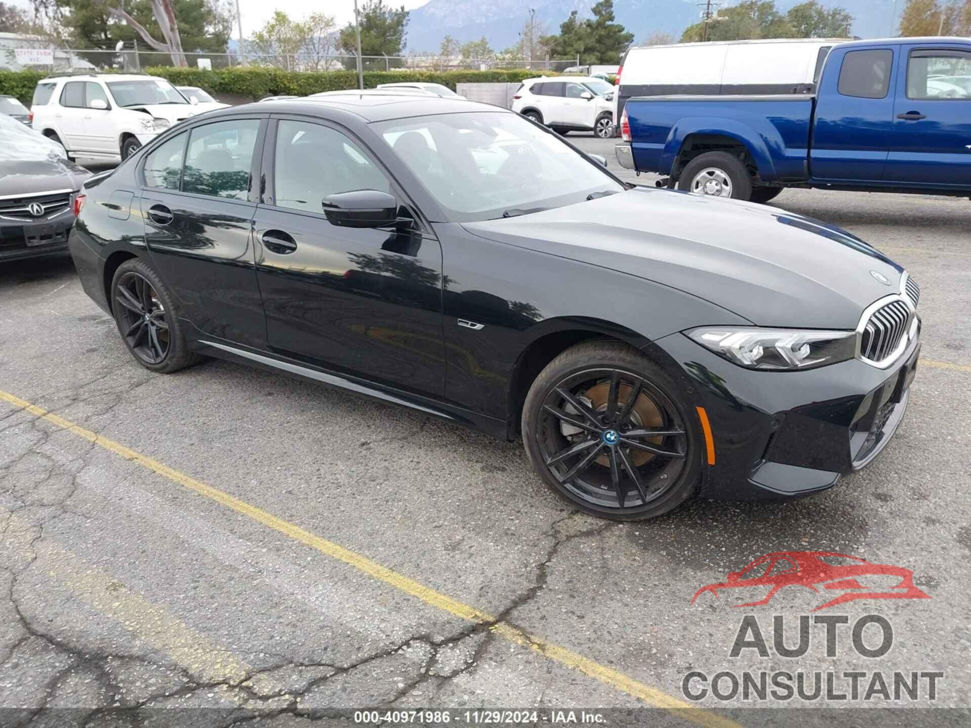 BMW 3 SERIES 2023 - 3MW39FF0XP8D18556