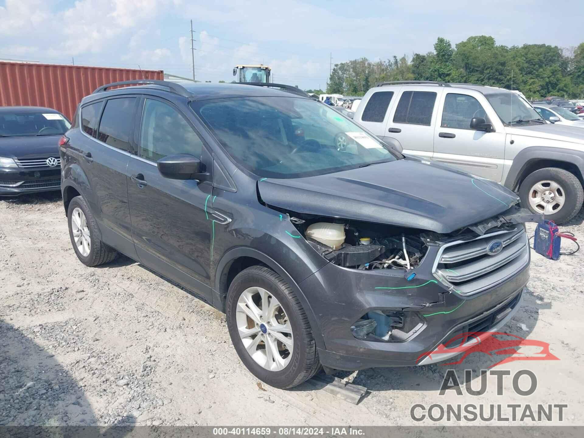 FORD ESCAPE 2018 - 1FMCU0GD9JUC15991