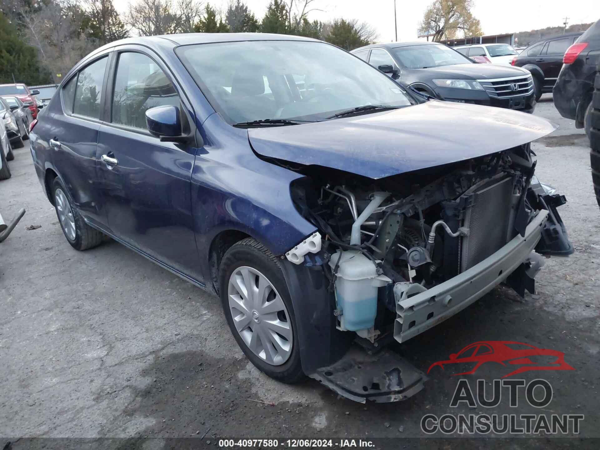 NISSAN VERSA 2019 - 3N1CN7AP1KL864308