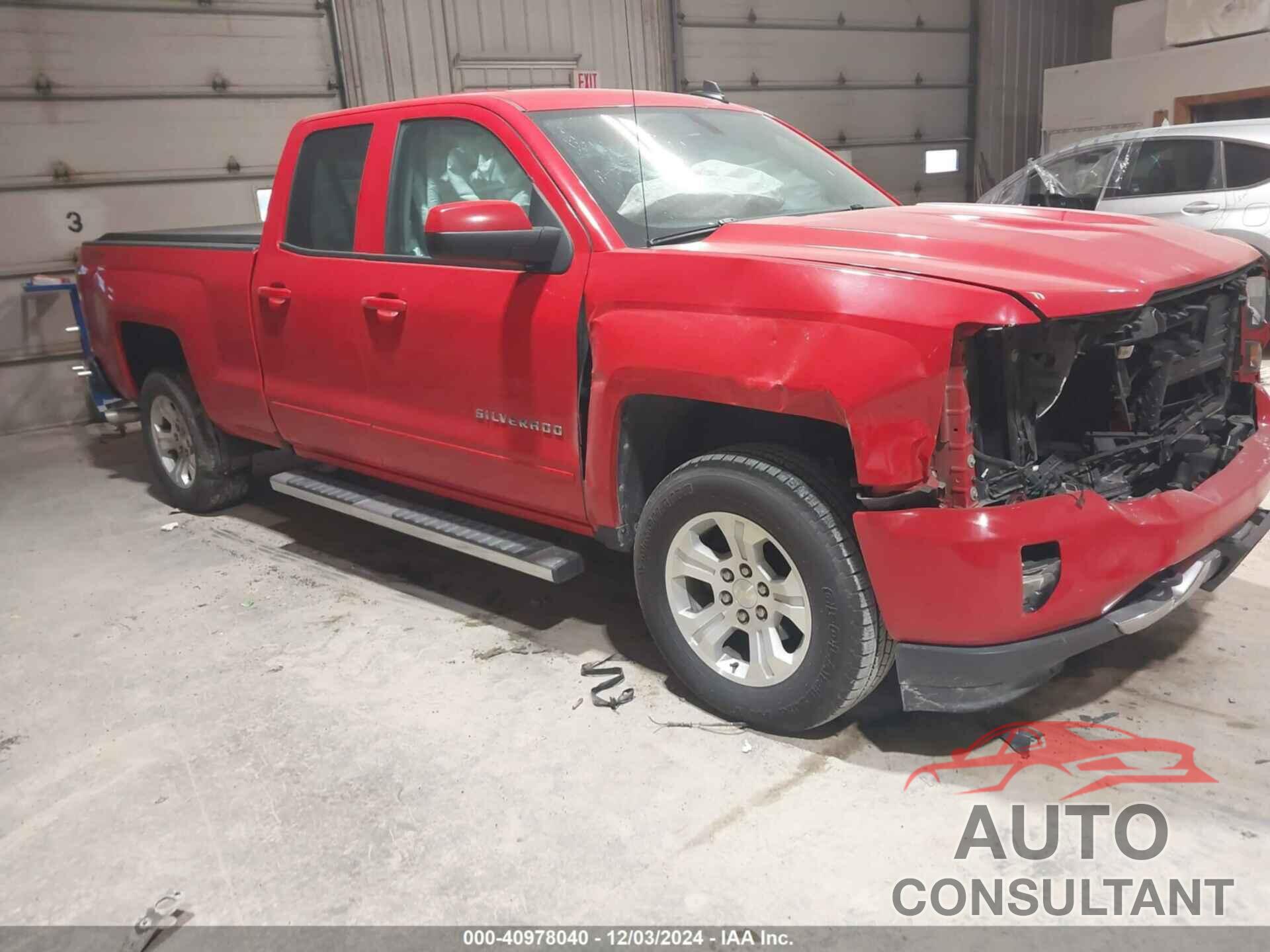 CHEVROLET SILVERADO 1500 2017 - 1GCVKREC5HZ364641