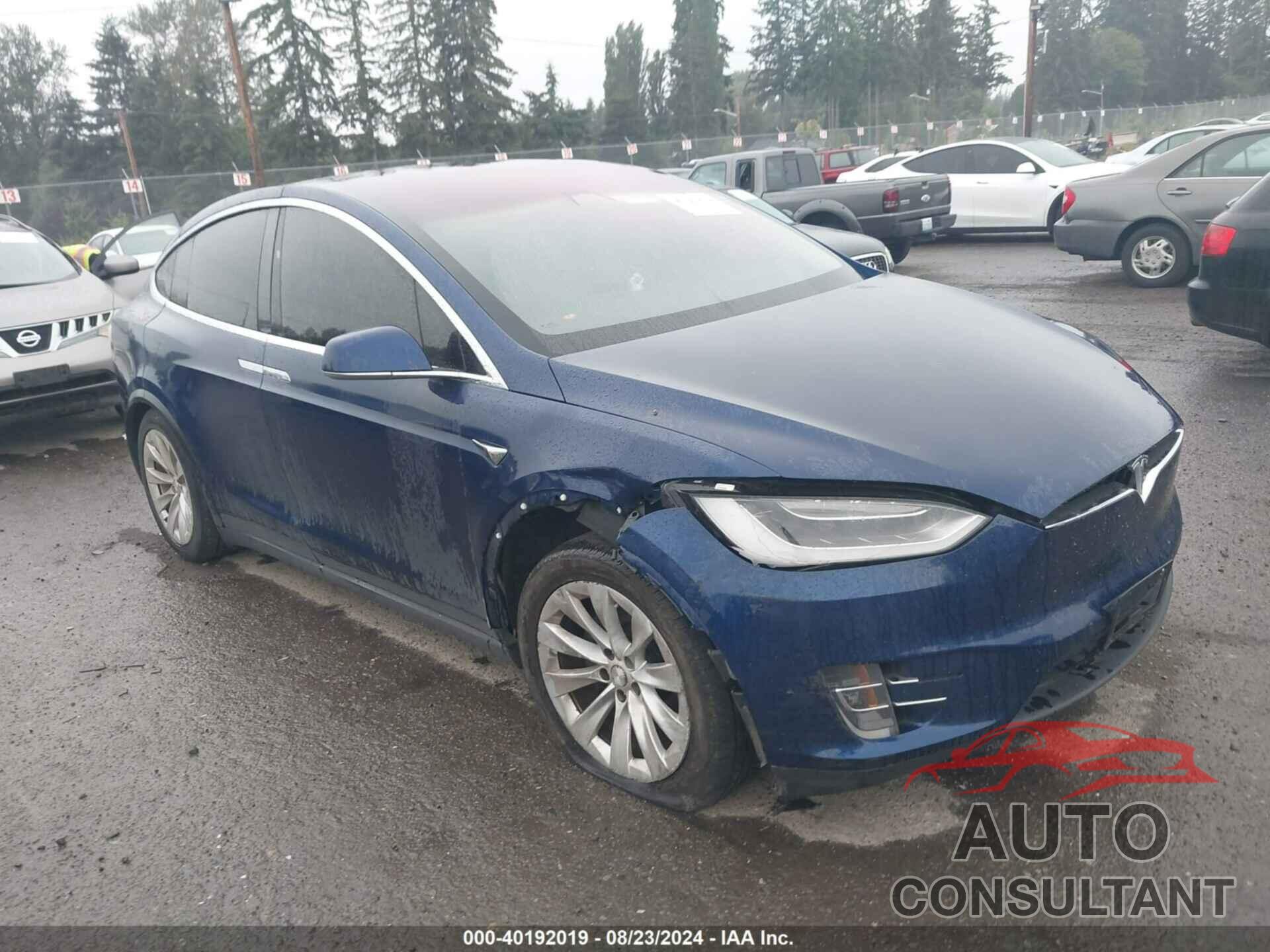 TESLA MODEL X 2017 - 5YJXCBE28HF053781