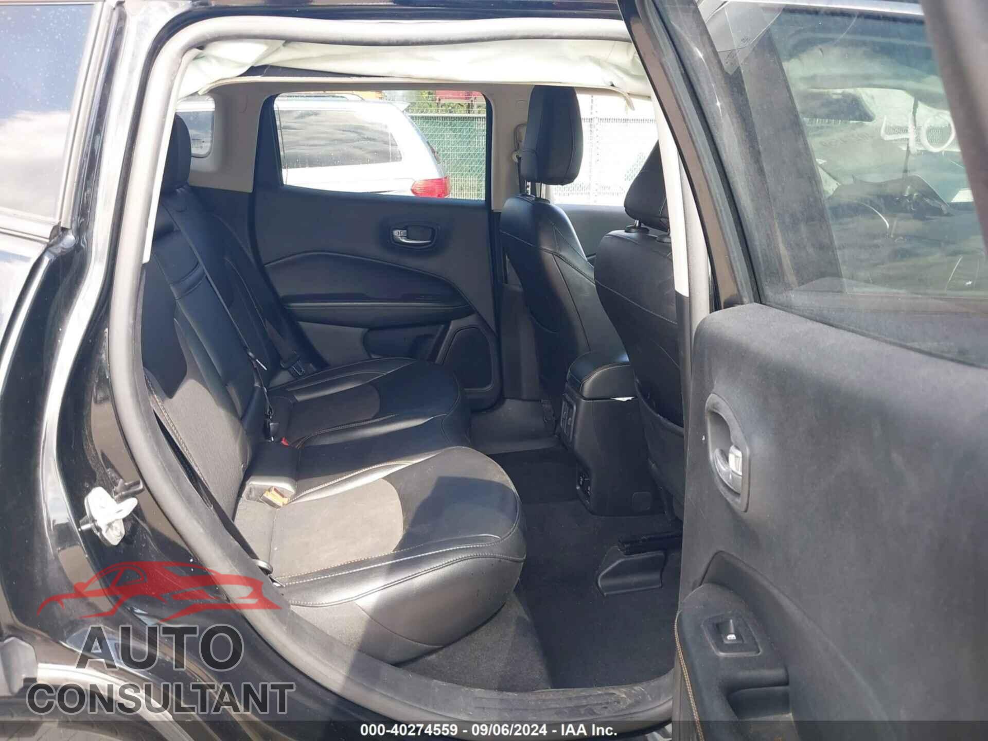 JEEP COMPASS 2019 - 3C4NJDBB9KT806885