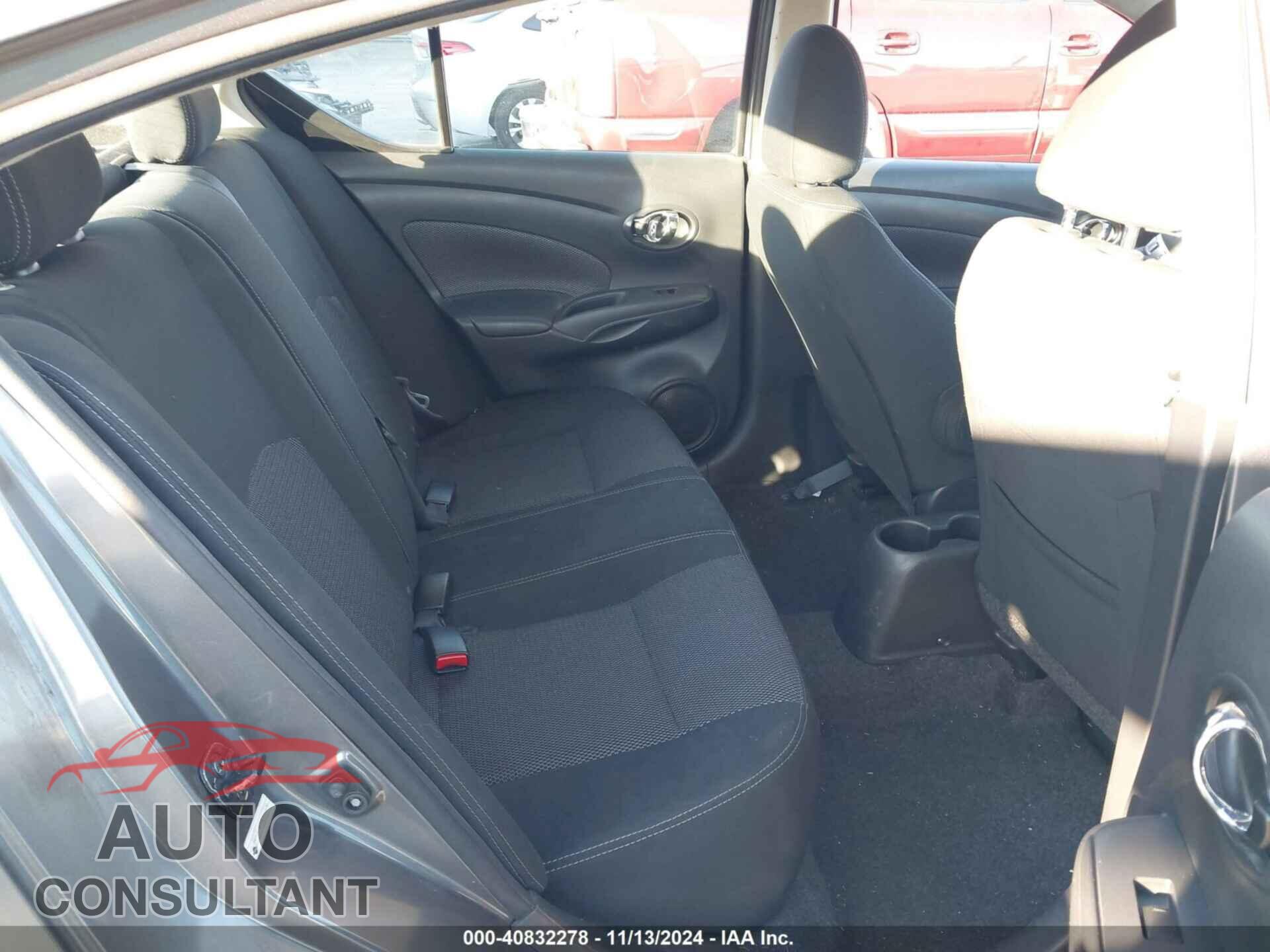 NISSAN VERSA 2019 - 3N1CN7AP3KL814879