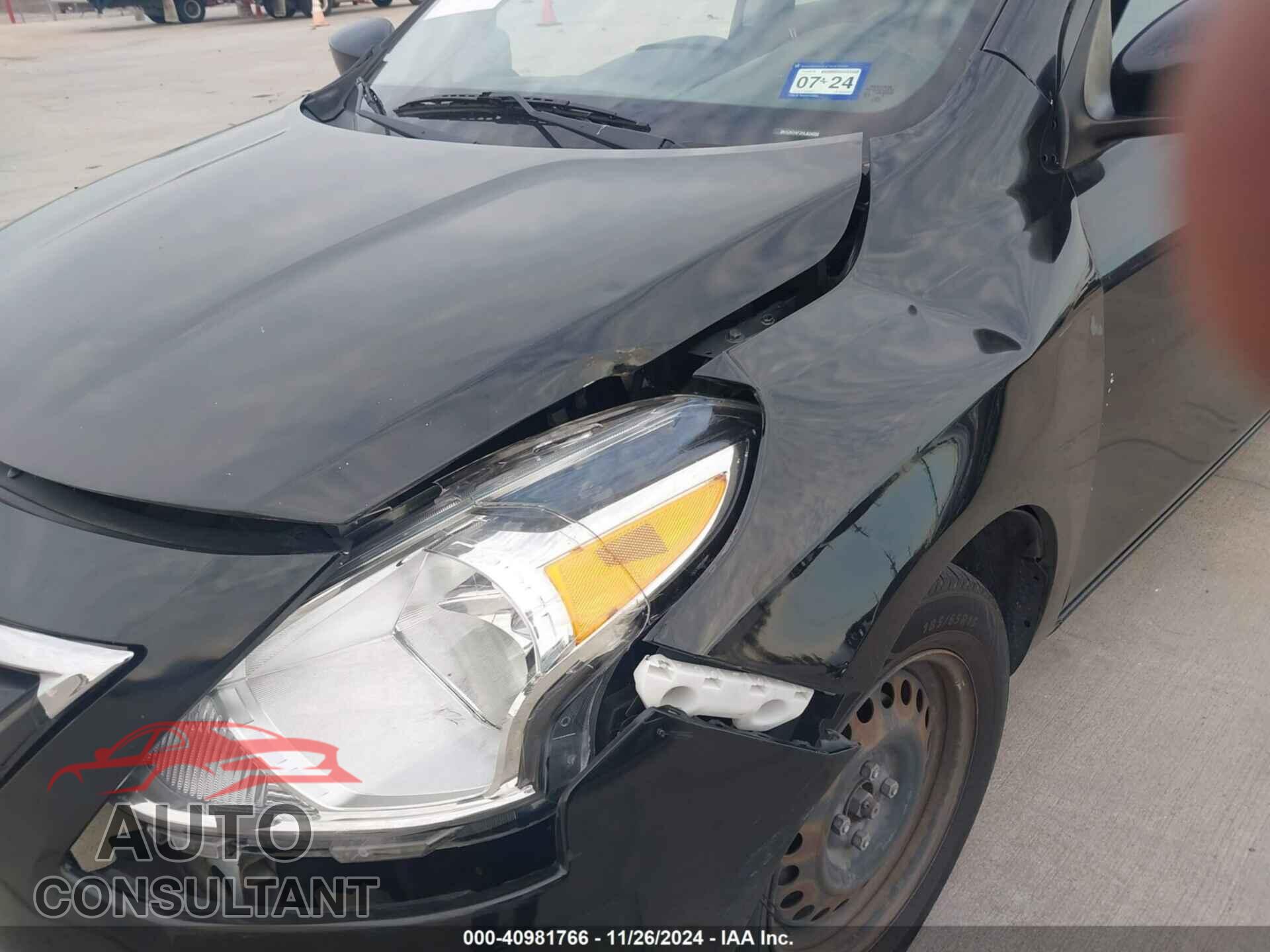 NISSAN VERSA 2017 - 3N1CN7AP3HL824059
