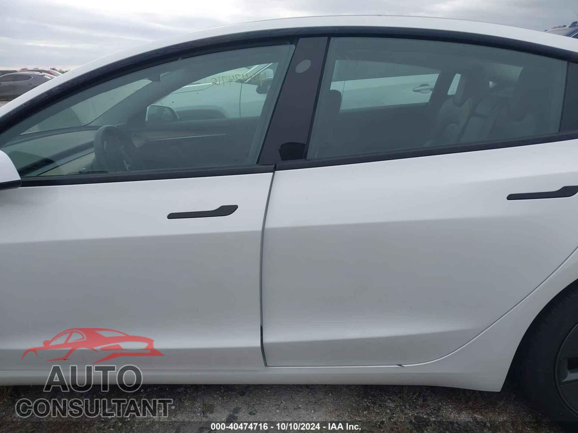 TESLA MODEL 3 2023 - 5YJ3E1EA9PF582021