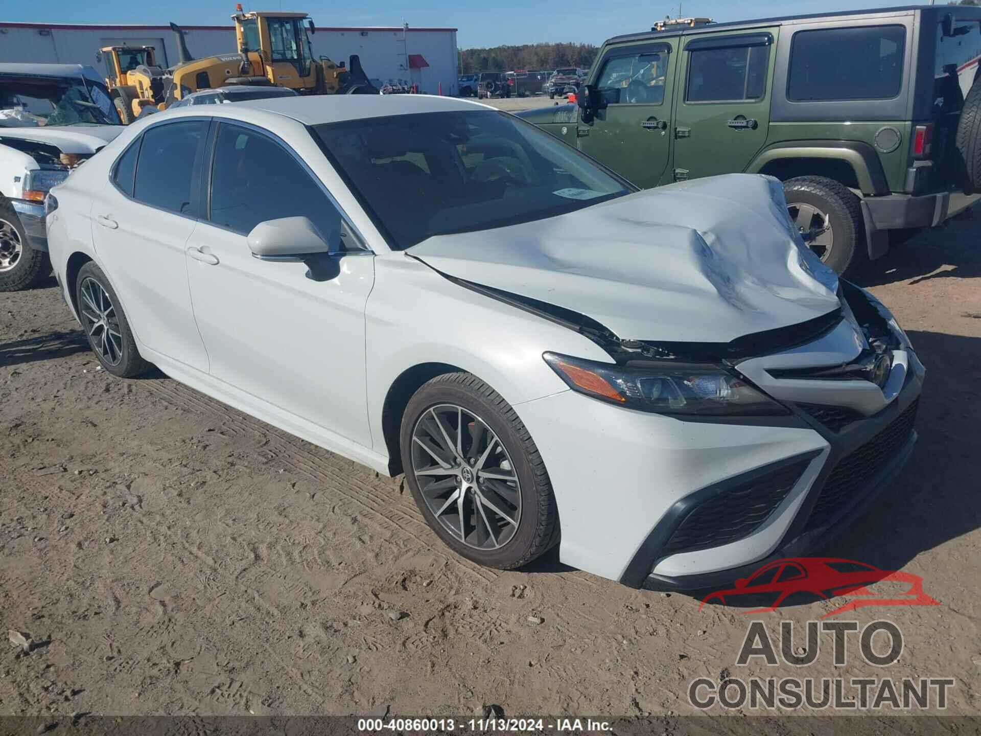 TOYOTA CAMRY 2023 - 4T1G11AK5PU096501