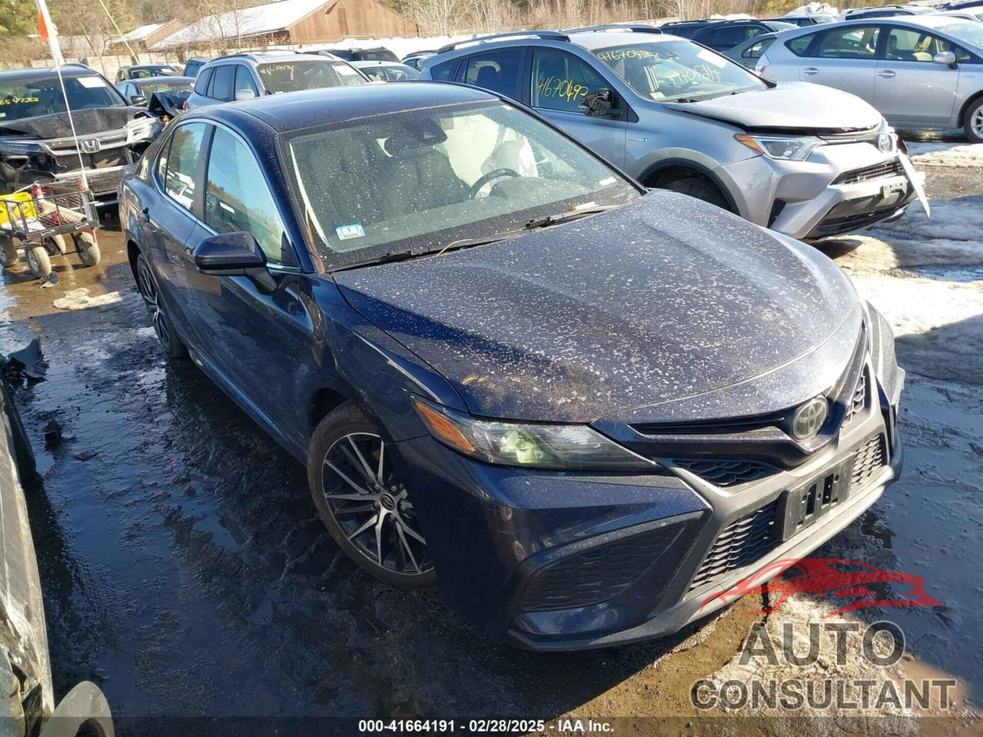 TOYOTA CAMRY 2021 - 4T1G11AK4MU484377