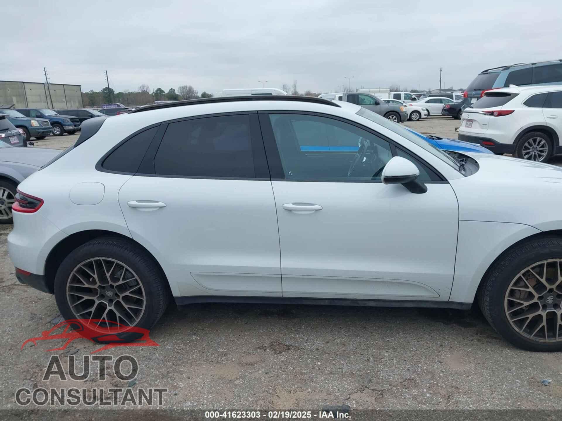 PORSCHE MACAN 2017 - WP1AB2A57HLB15689