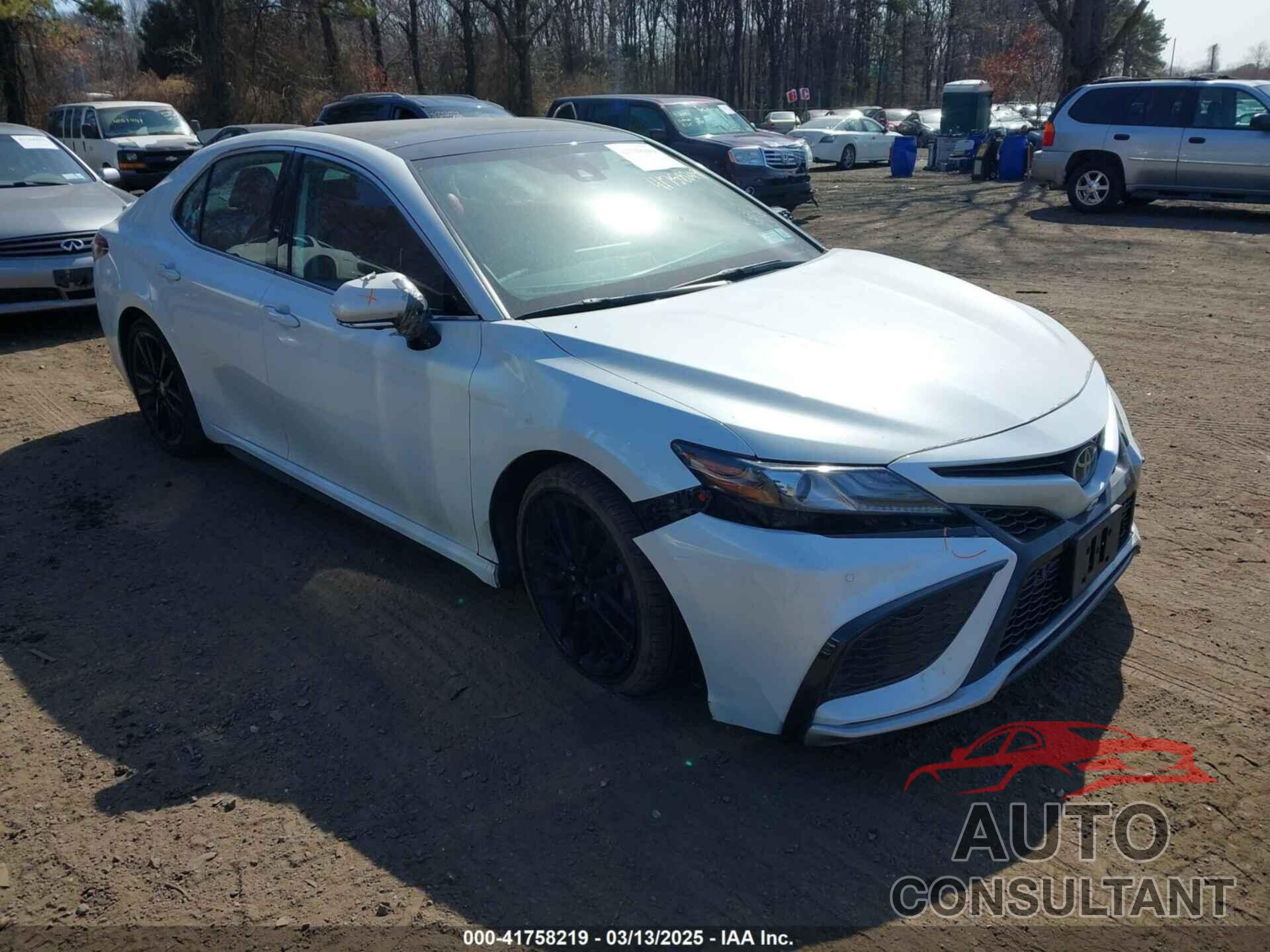 TOYOTA CAMRY 2022 - 4T1KZ1AK9NU071181