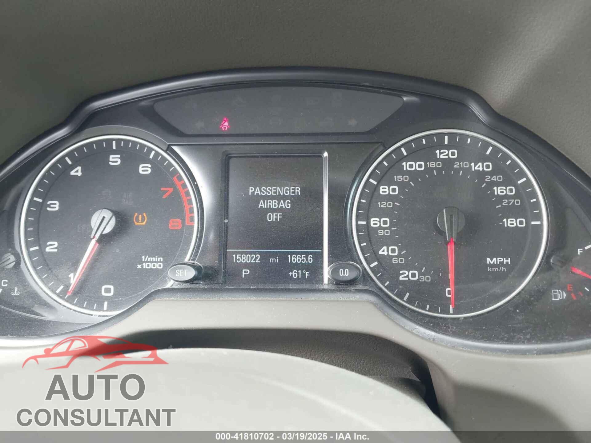 AUDI Q5 2011 - WA1LFAFP0BA011237