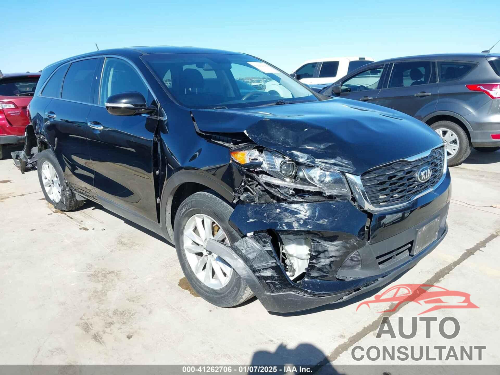 KIA SORENTO 2019 - 5XYPG4A33KG582988