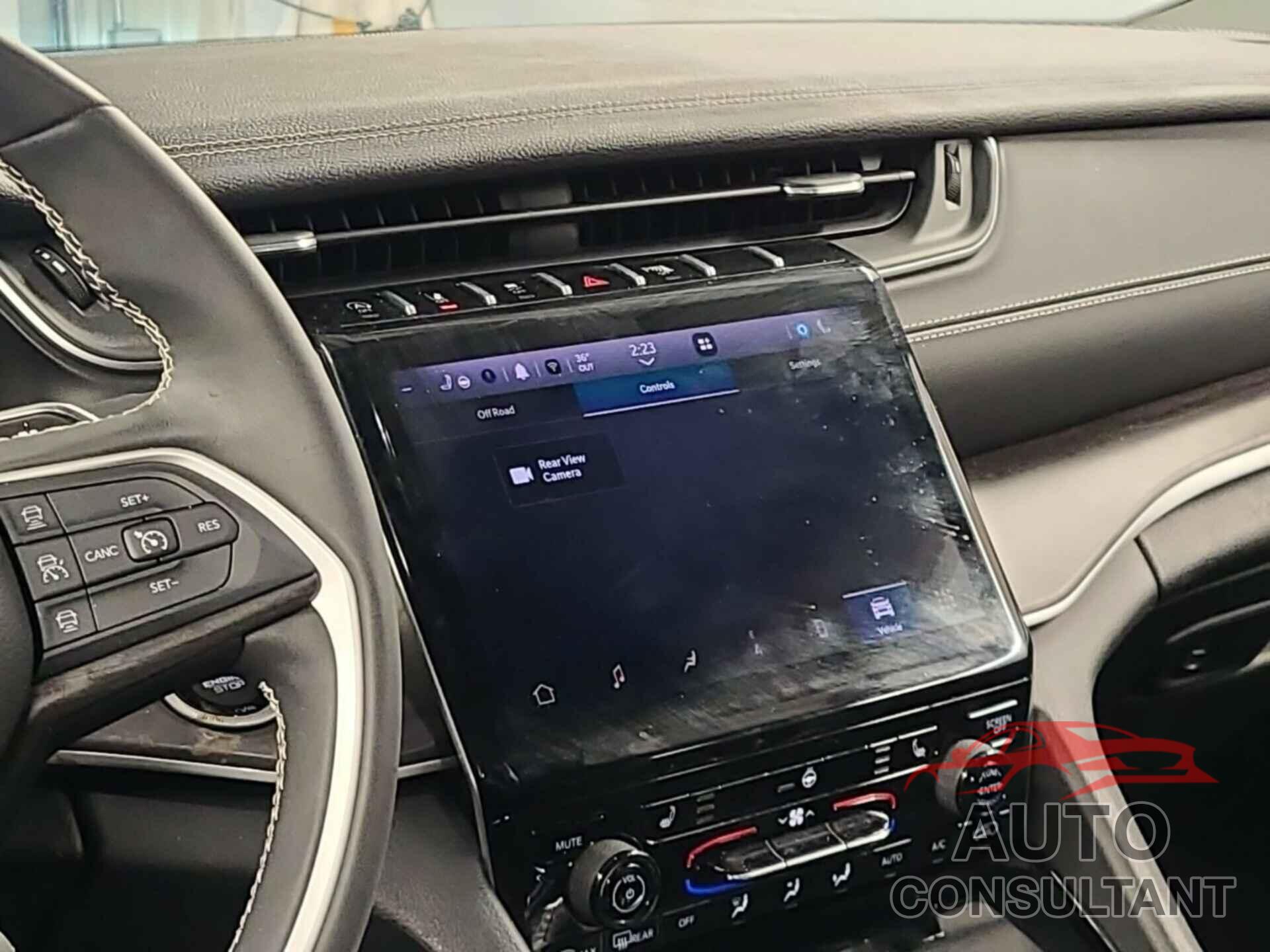JEEP GRAND CHEROKEE 2023 - 1C4RJHBG5P8727143