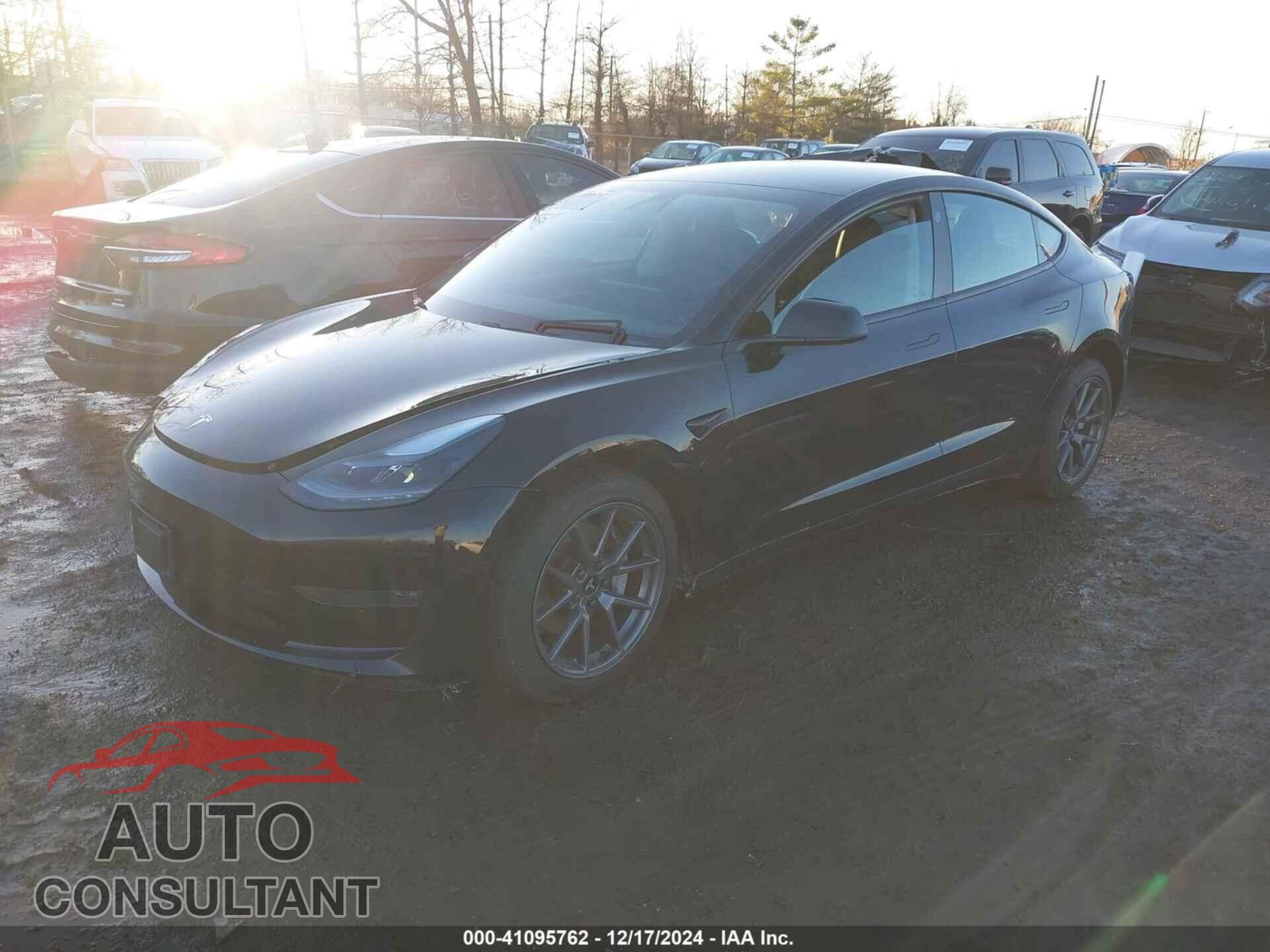 TESLA MODEL 3 2021 - 5YJ3E1EB4MF044881