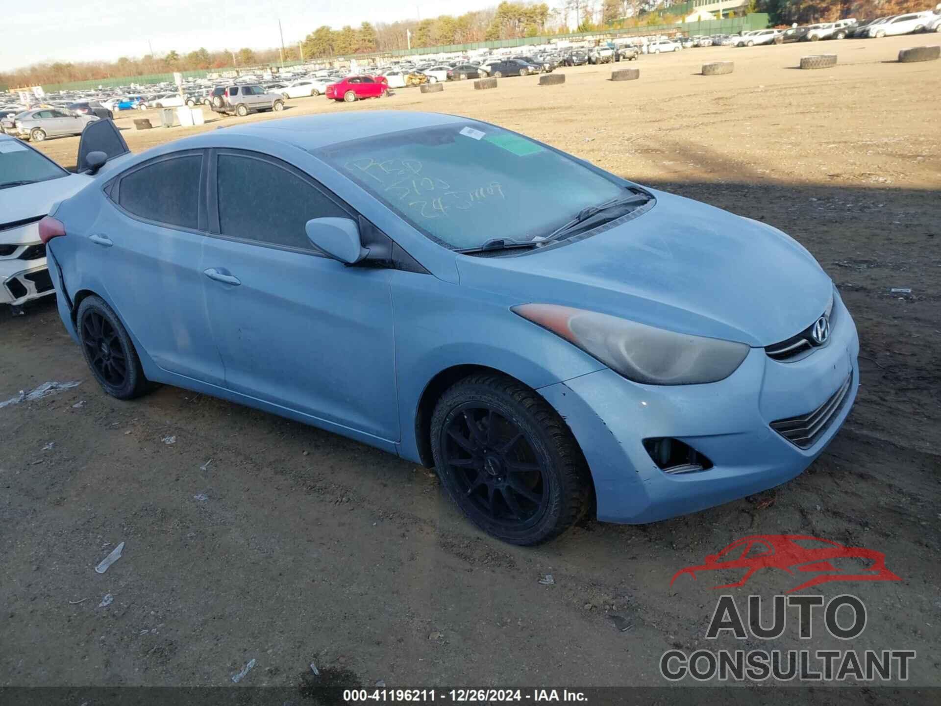 HYUNDAI ELANTRA 2012 - KMHDH4AE5CU213224