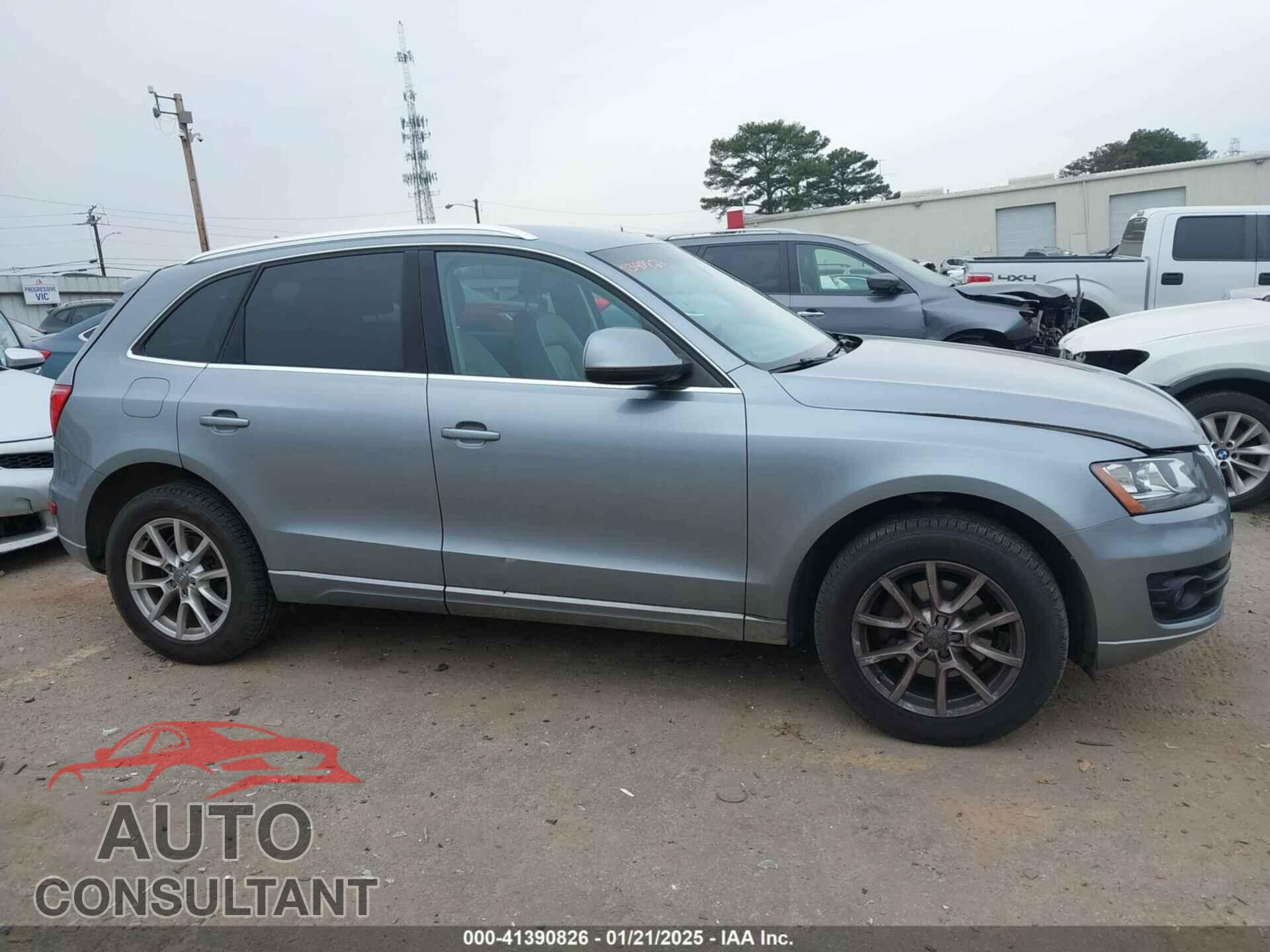 AUDI Q5 2011 - WA1CFAFPXBA080730