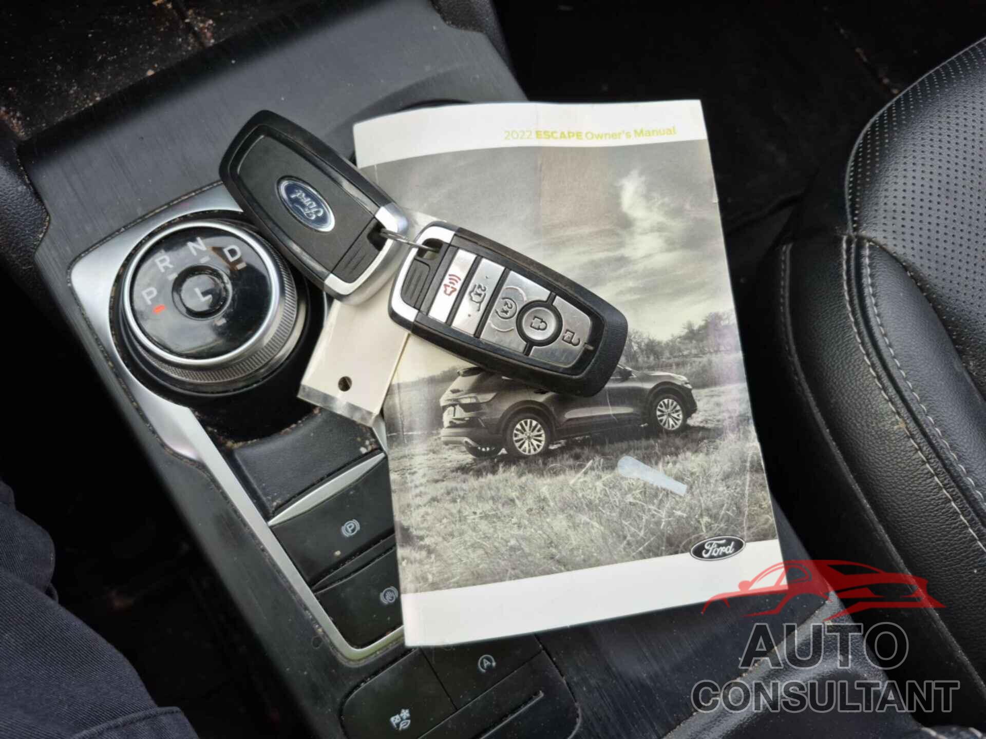 FORD ESCAPE 2022 - 1FMCU0H62NUB36085