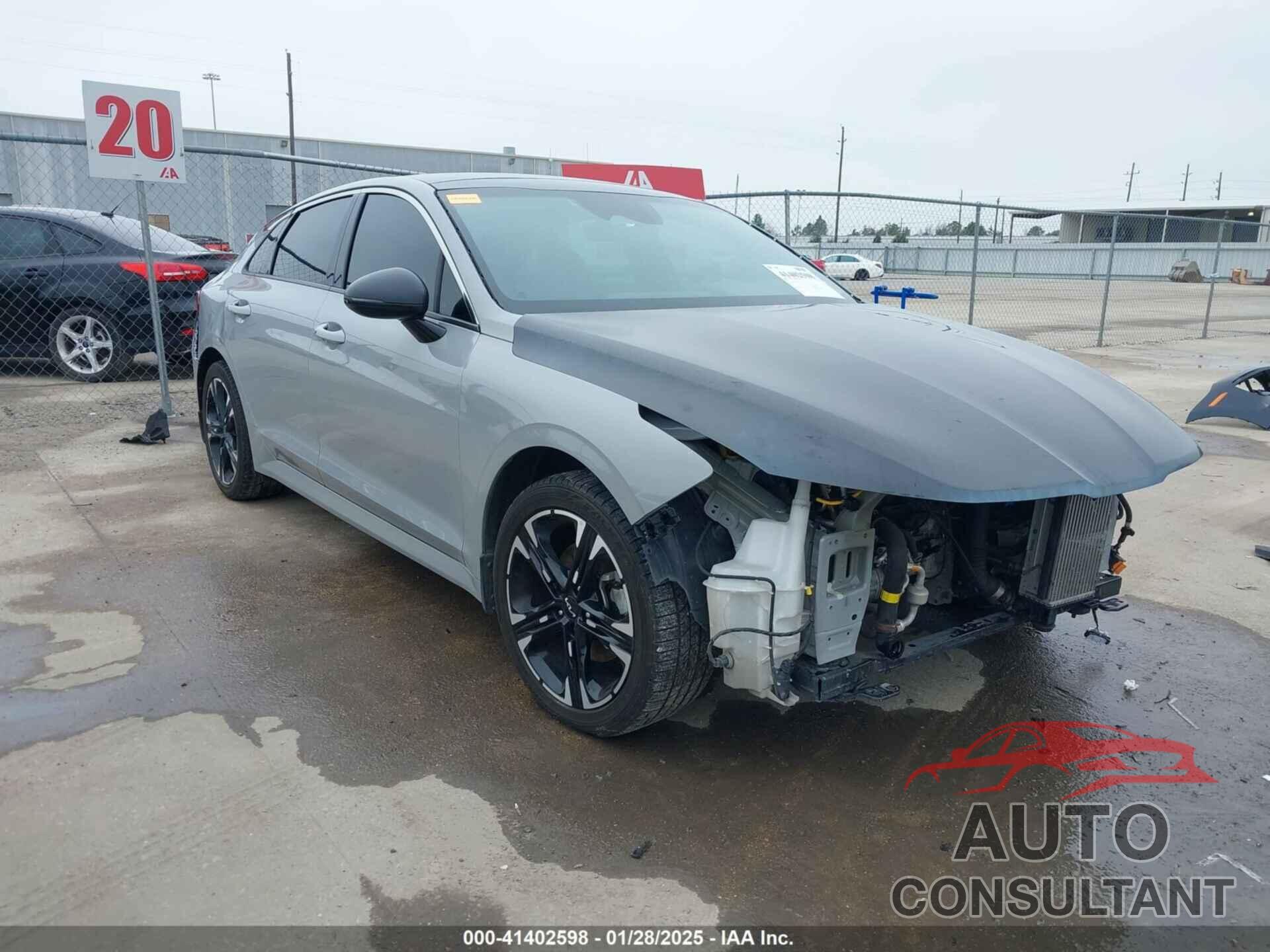 KIA K5 2022 - 5XXG64J27NG108982