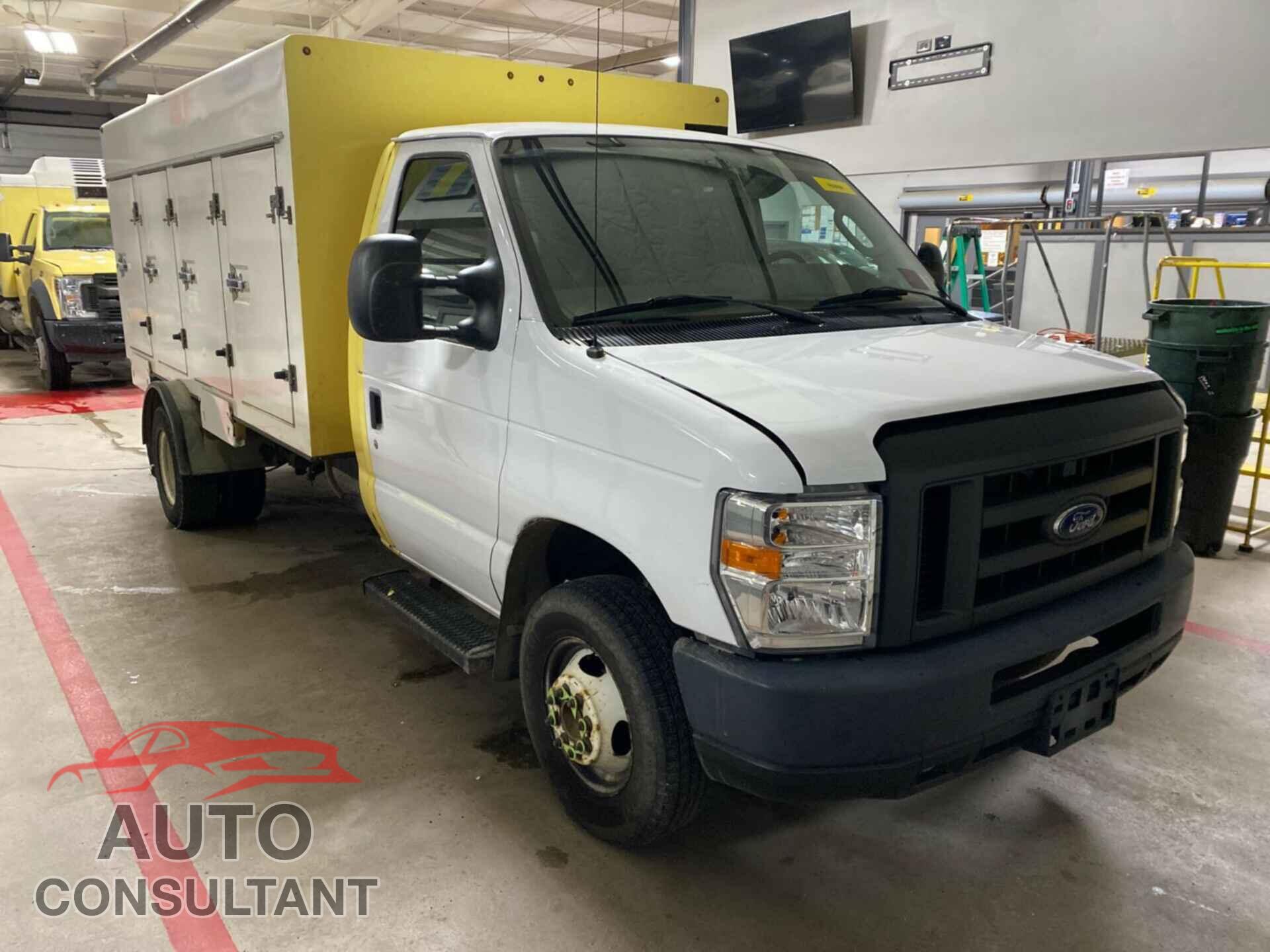 FORD E-450 CUTAWAY 2017 - 1FDXE4FS2HDC69035