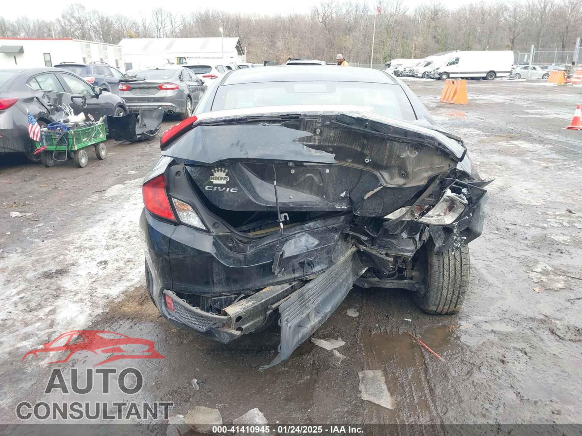 HONDA CIVIC 2017 - 2HGFC4B06HH304870