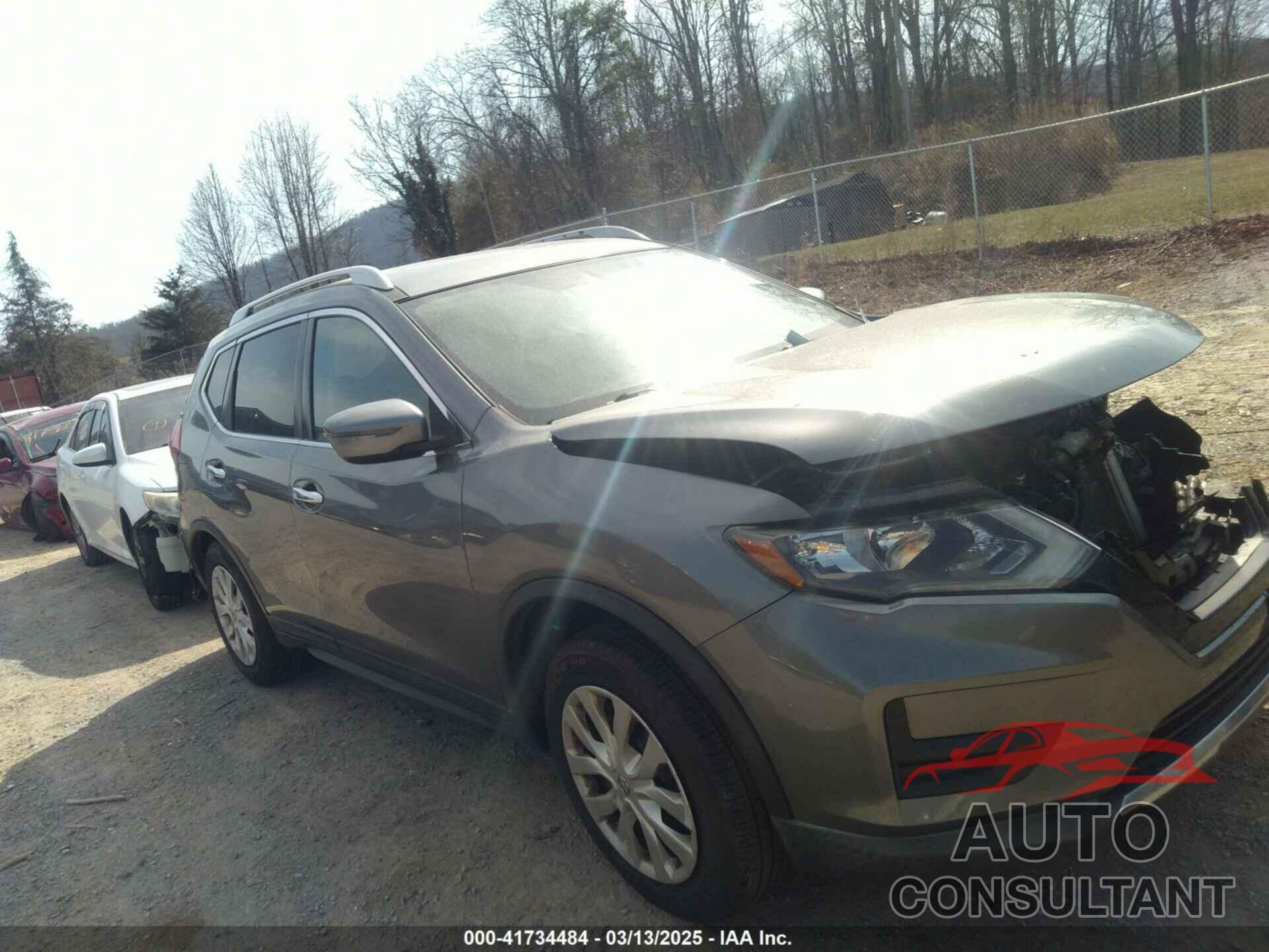 NISSAN ROGUE 2017 - KNMAT2MV9HP569896