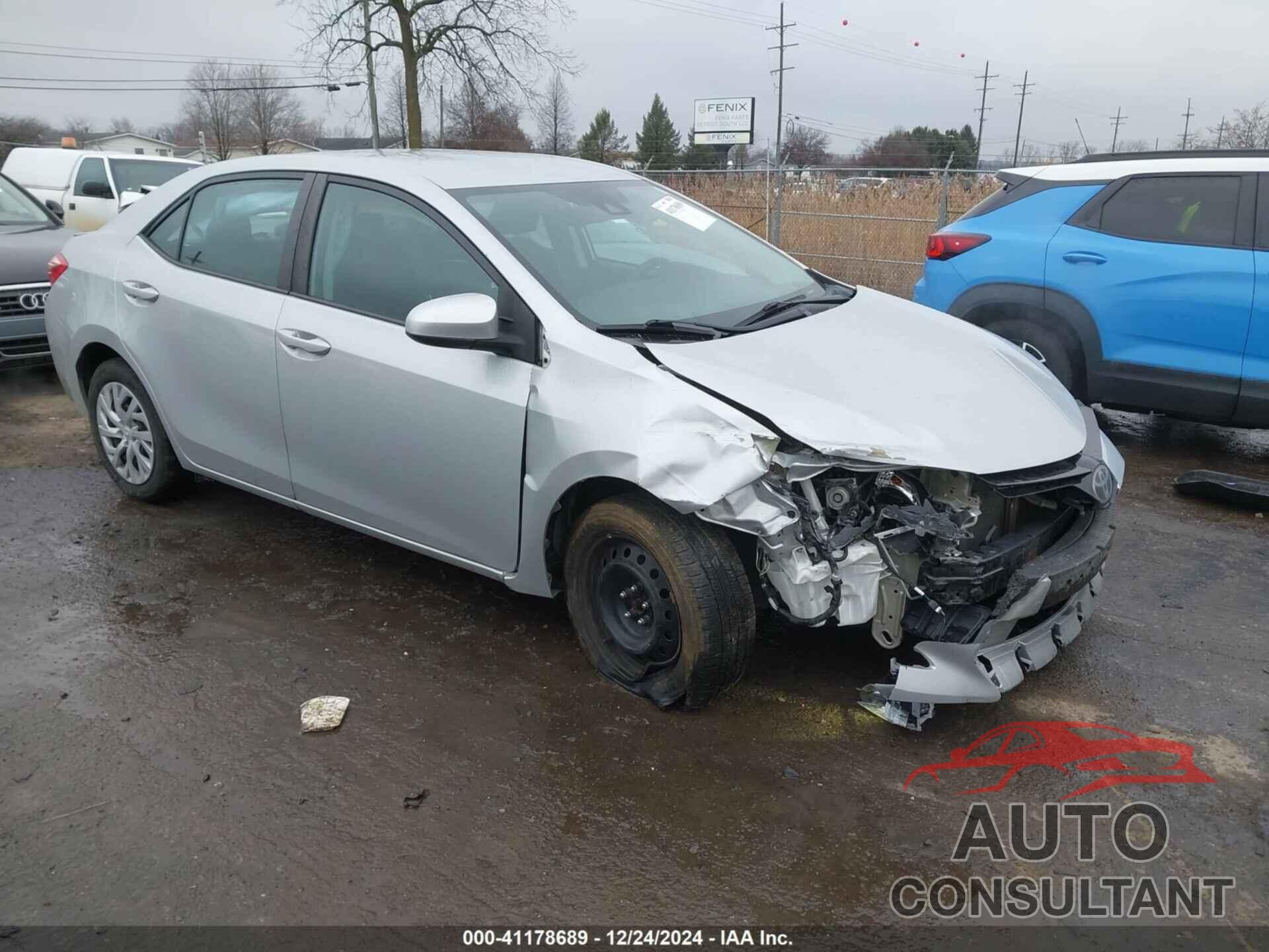 TOYOTA COROLLA 2018 - 5YFBURHE3JP802177