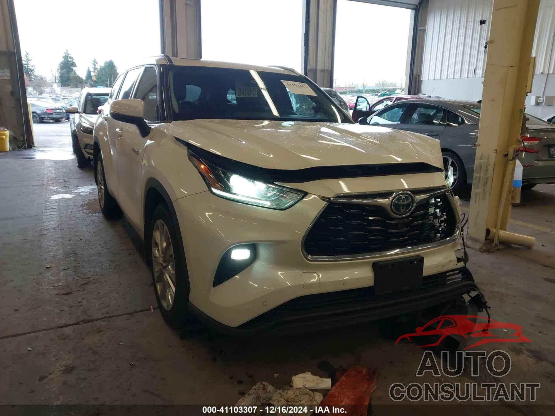 TOYOTA HIGHLANDER 2020 - 5TDXBRCH8LS006726