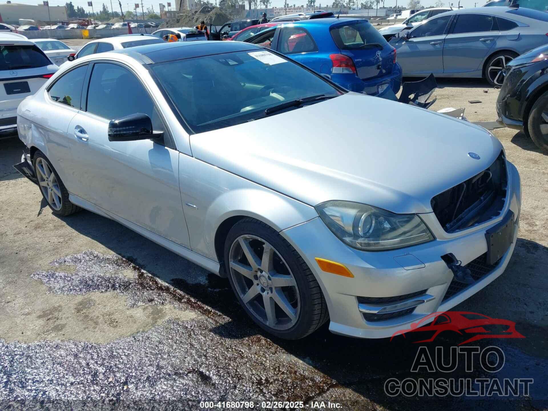 MERCEDES-BENZ C 350 2012 - WDDGJ5HB7CF912257