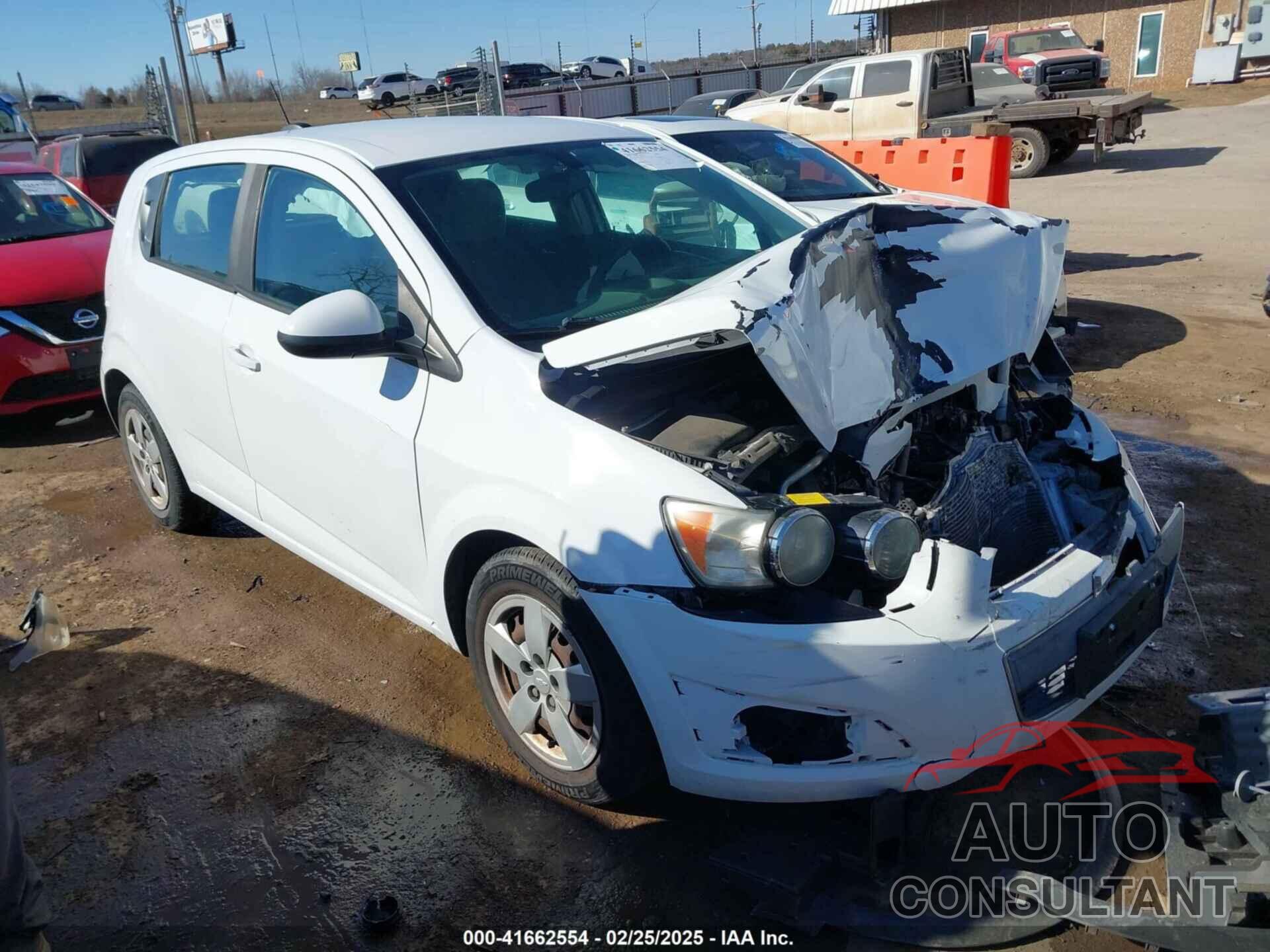 CHEVROLET SONIC 2016 - 1G1JA6SH8G4175356