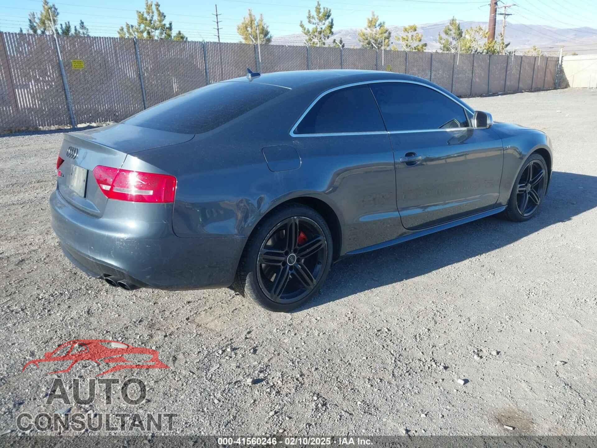 AUDI S5 2010 - WAUCVAFR7AA054009