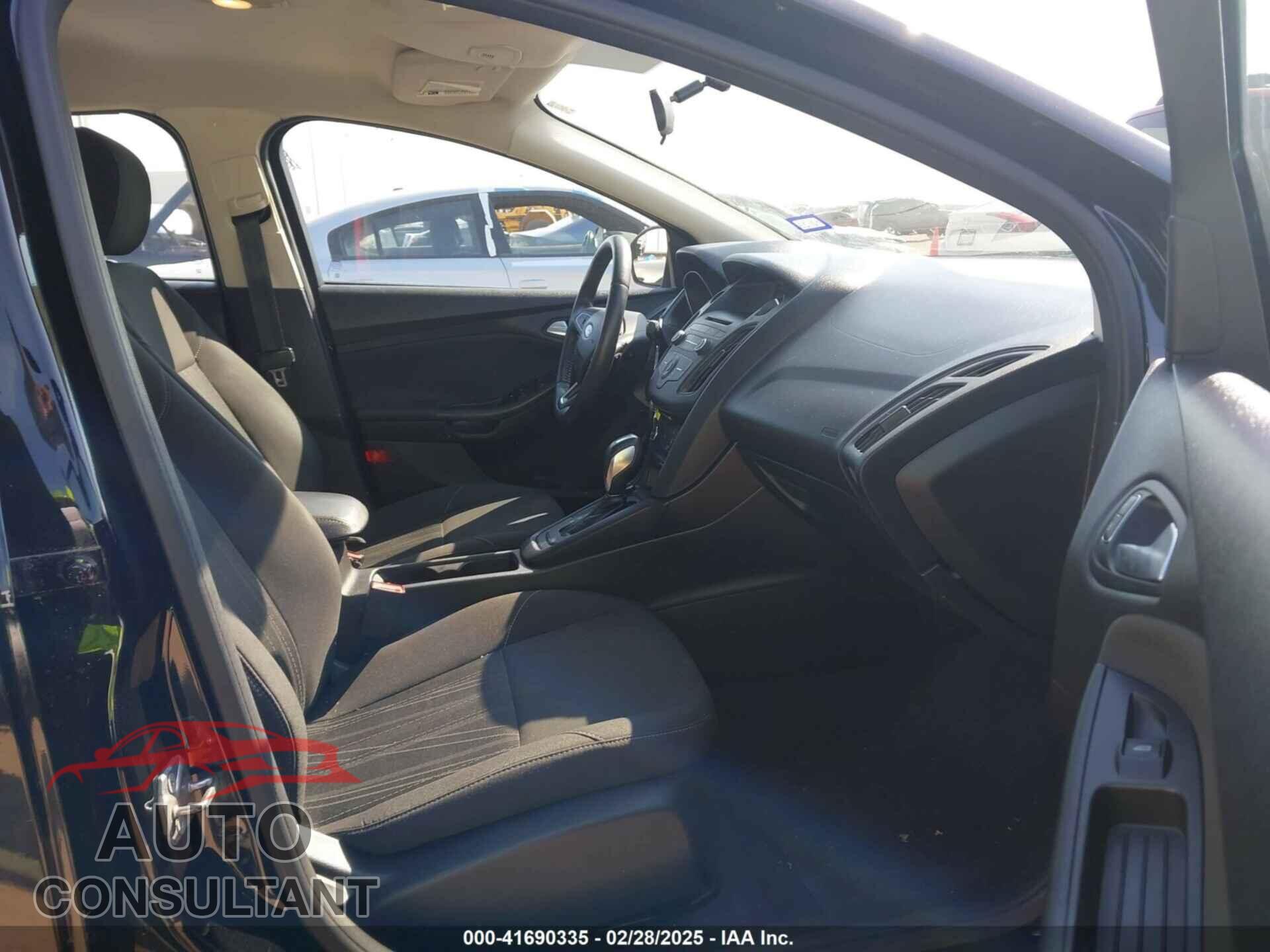 FORD FOCUS 2016 - 1FADP3F25GL344302
