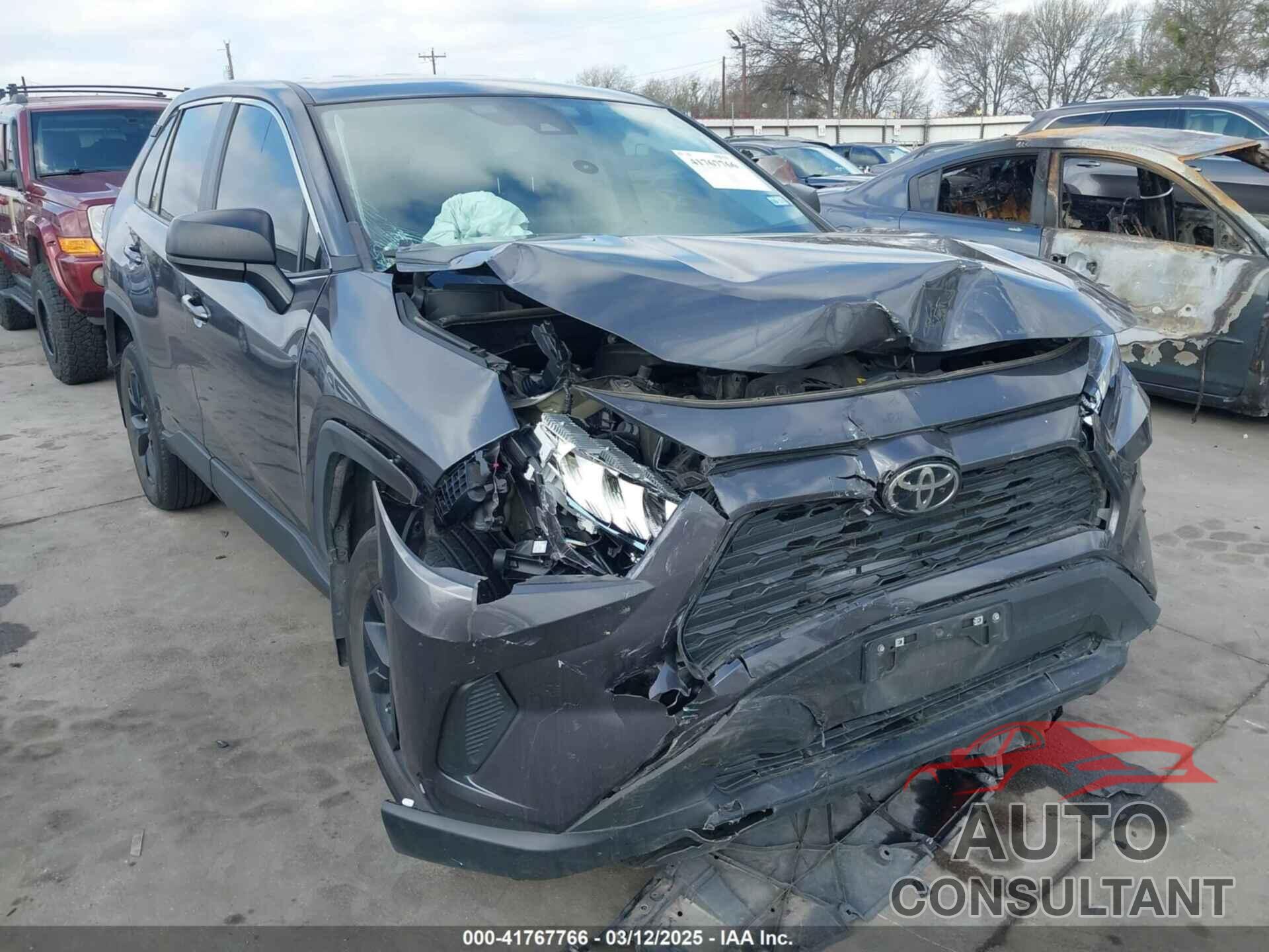 TOYOTA RAV4 2022 - 2T3H1RFV0NW216697